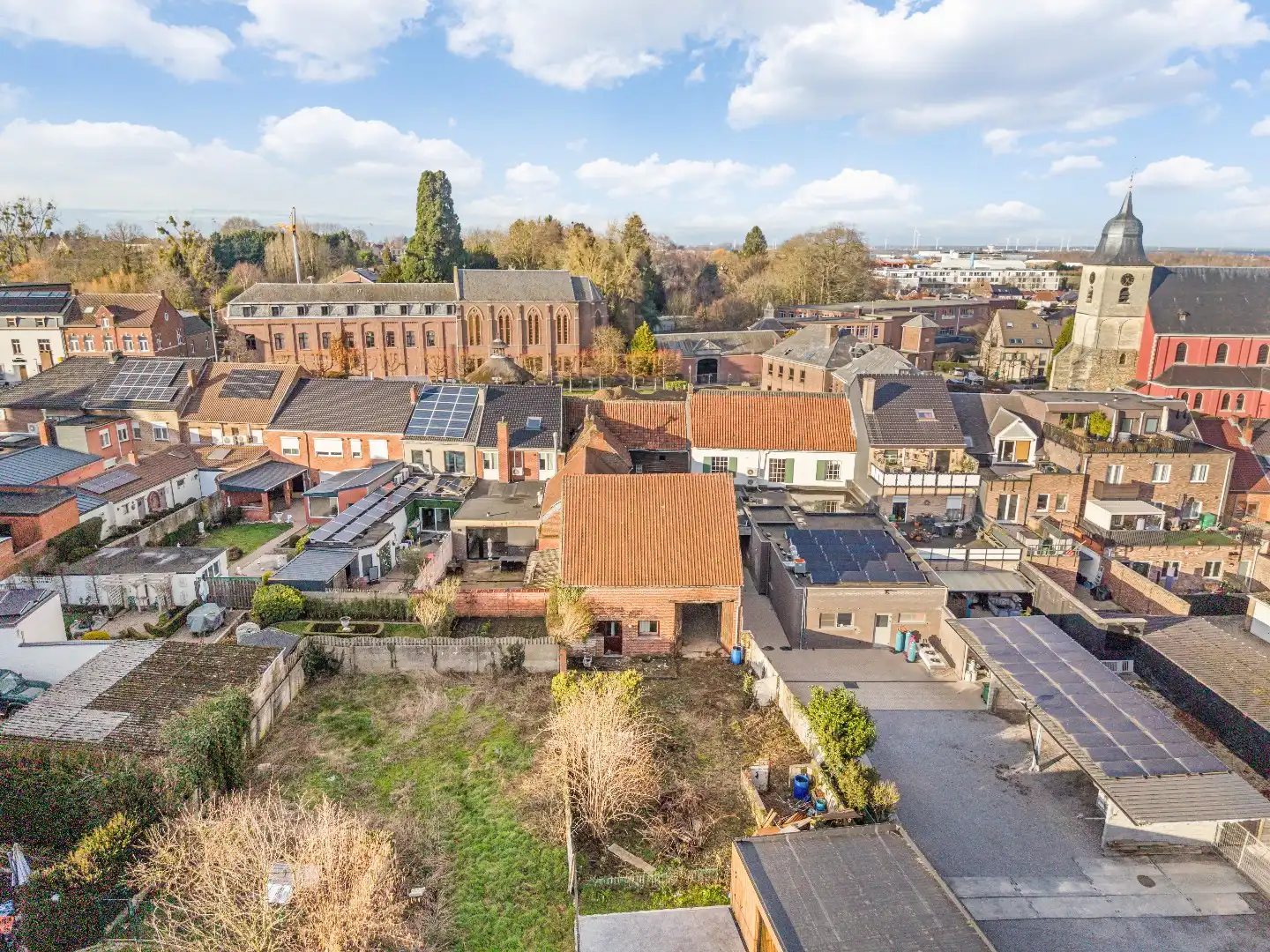 Projectgrond met te slopen woning aan het dorpsplein van Hoeselt – met omgevingsvergunning voor bouw van 5 eenheden  foto 14