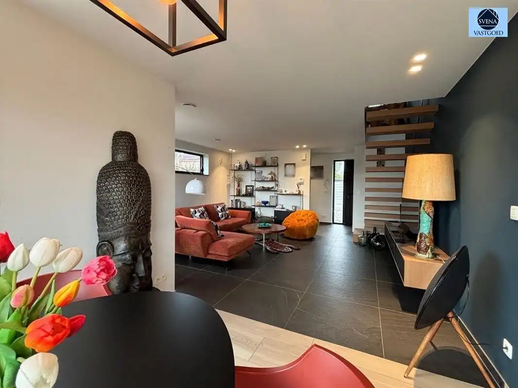 LUXUEUZE RECENTE WONING MET 3 SLAAPKAMERS, GARAGE EN TUIN foto 9