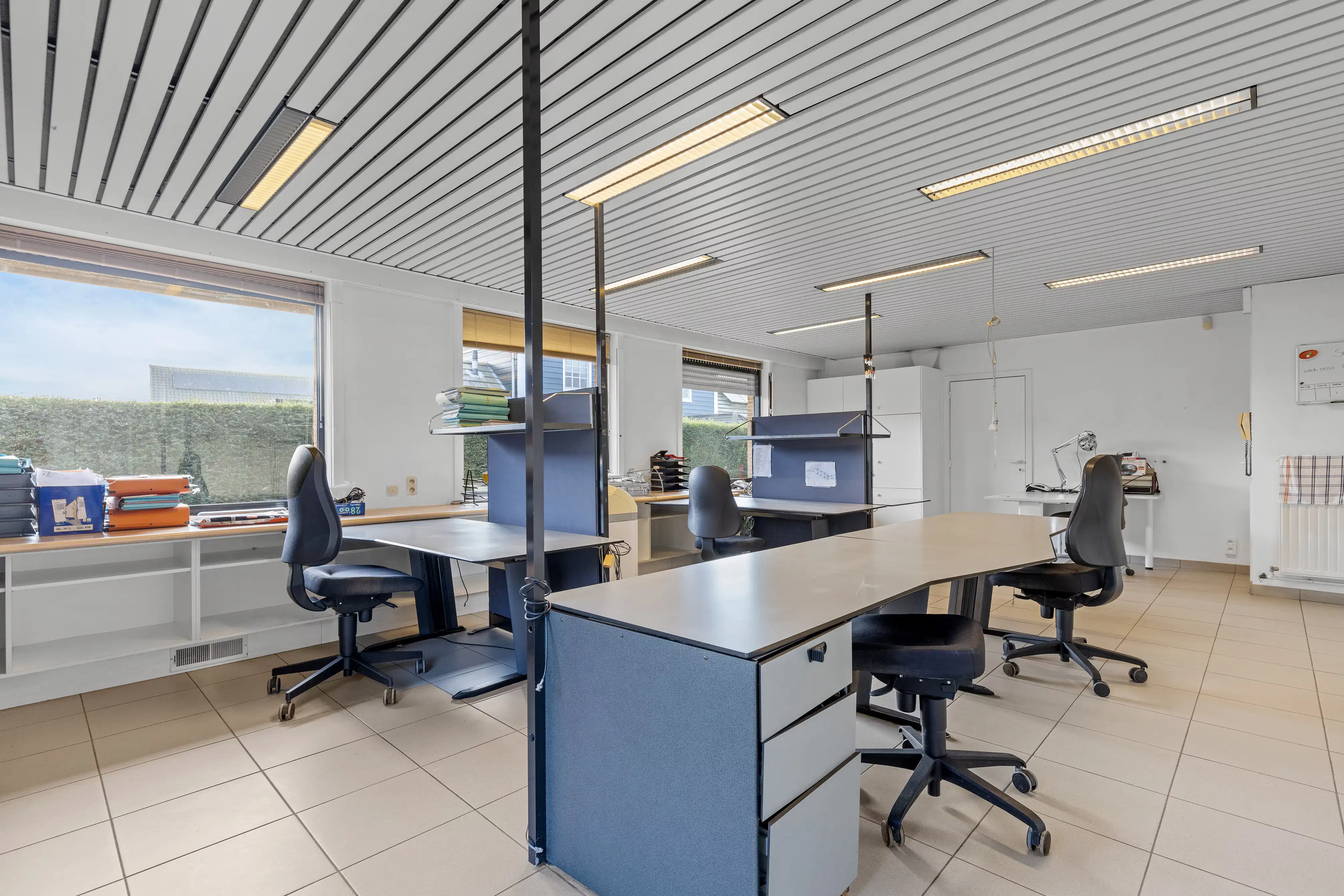 Wonen met ruimte, zichtbaarheid en potentieel! foto 8