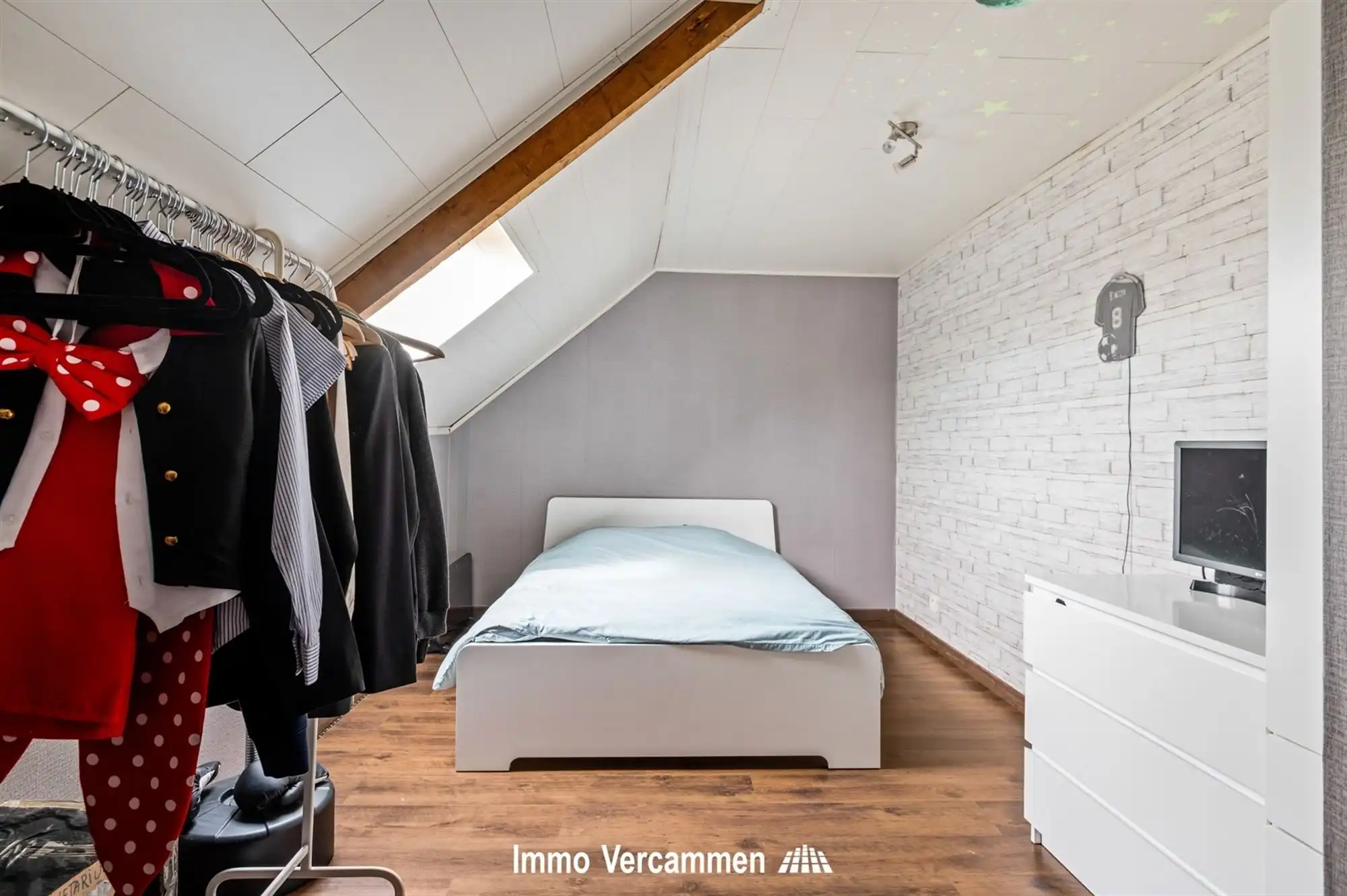 Verrassend ruime woning met 5 SLPK te Sint-Katelijne-Waver foto 9