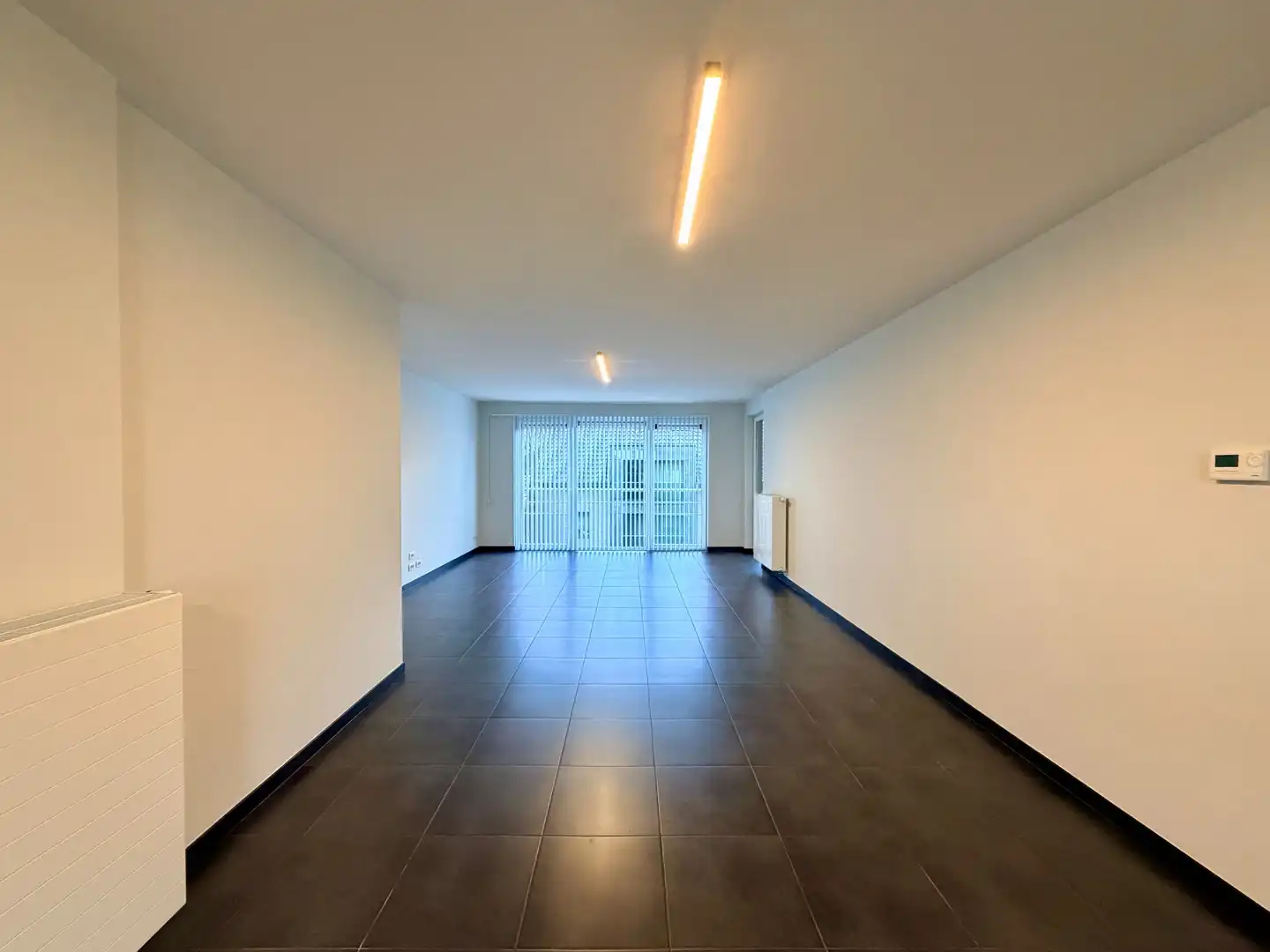 Instapklaar 2-slaapkamerappartement en terras op wandelafstand van centrum Tielt! foto 2