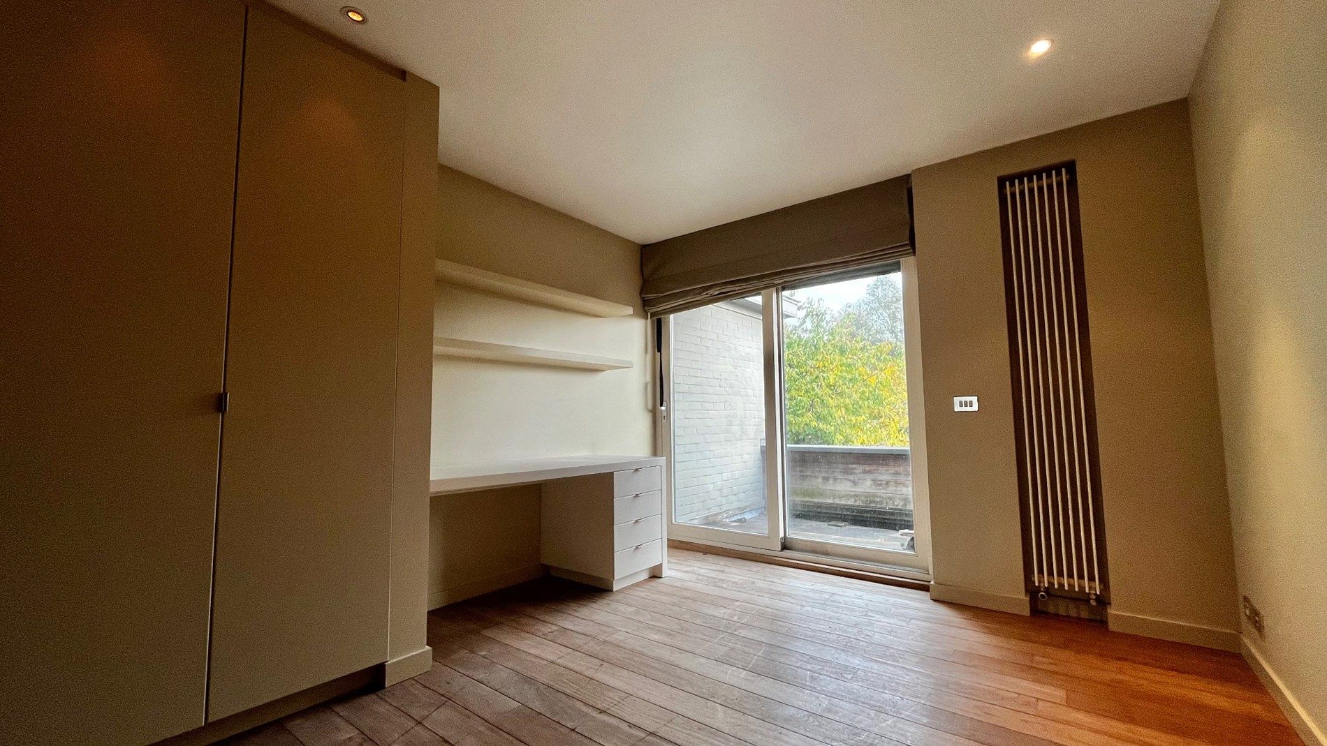 Te renoveren ruime woning op 911 m² te Lendelede – met garage en 5 kamers foto 20