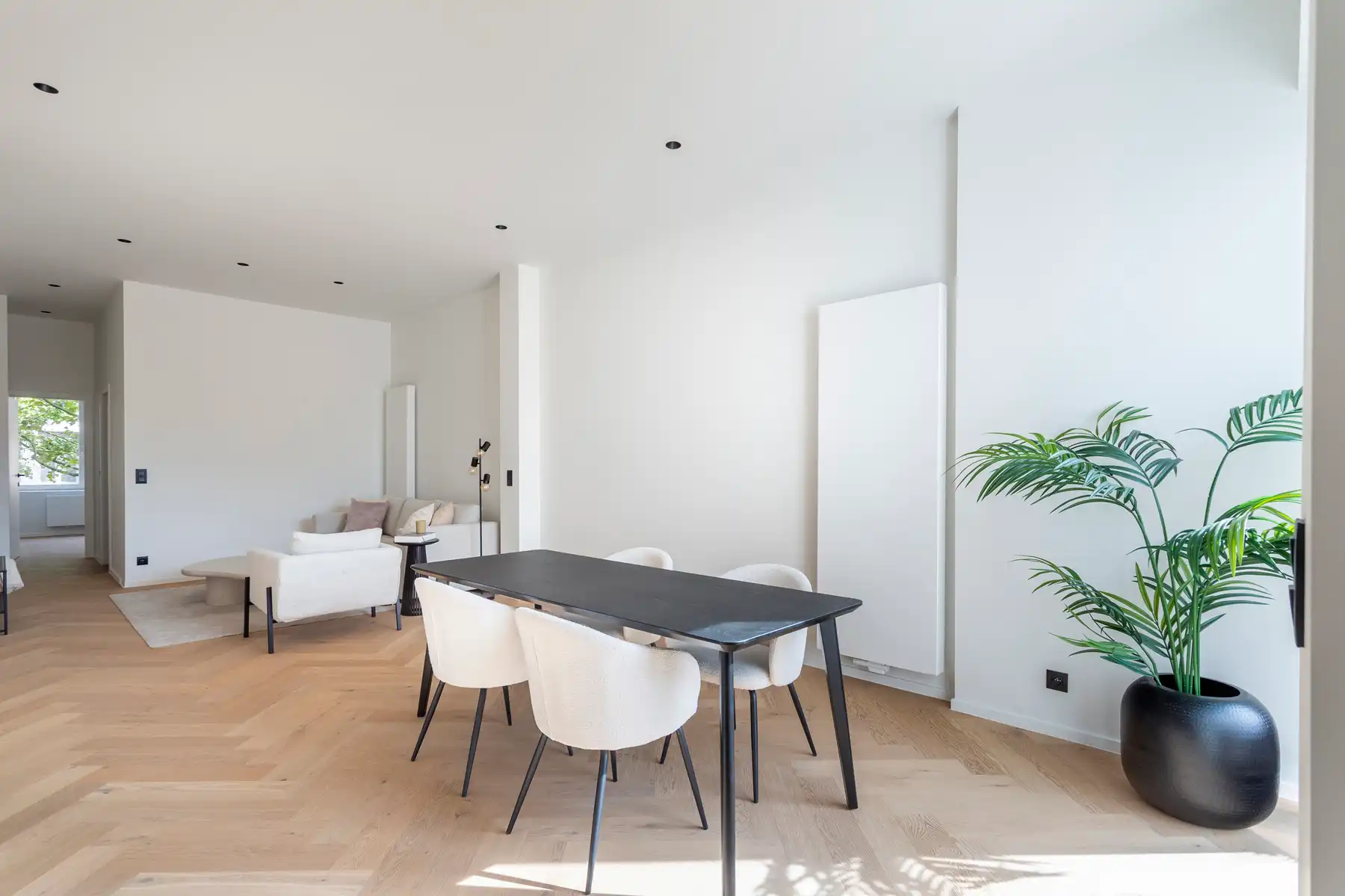 Totaalrenovatie 2 slaapkamers en toffe buitenruimte foto 7