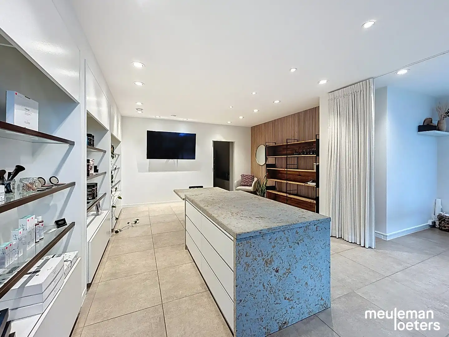 Handelspand met commerciële topligging  foto 4