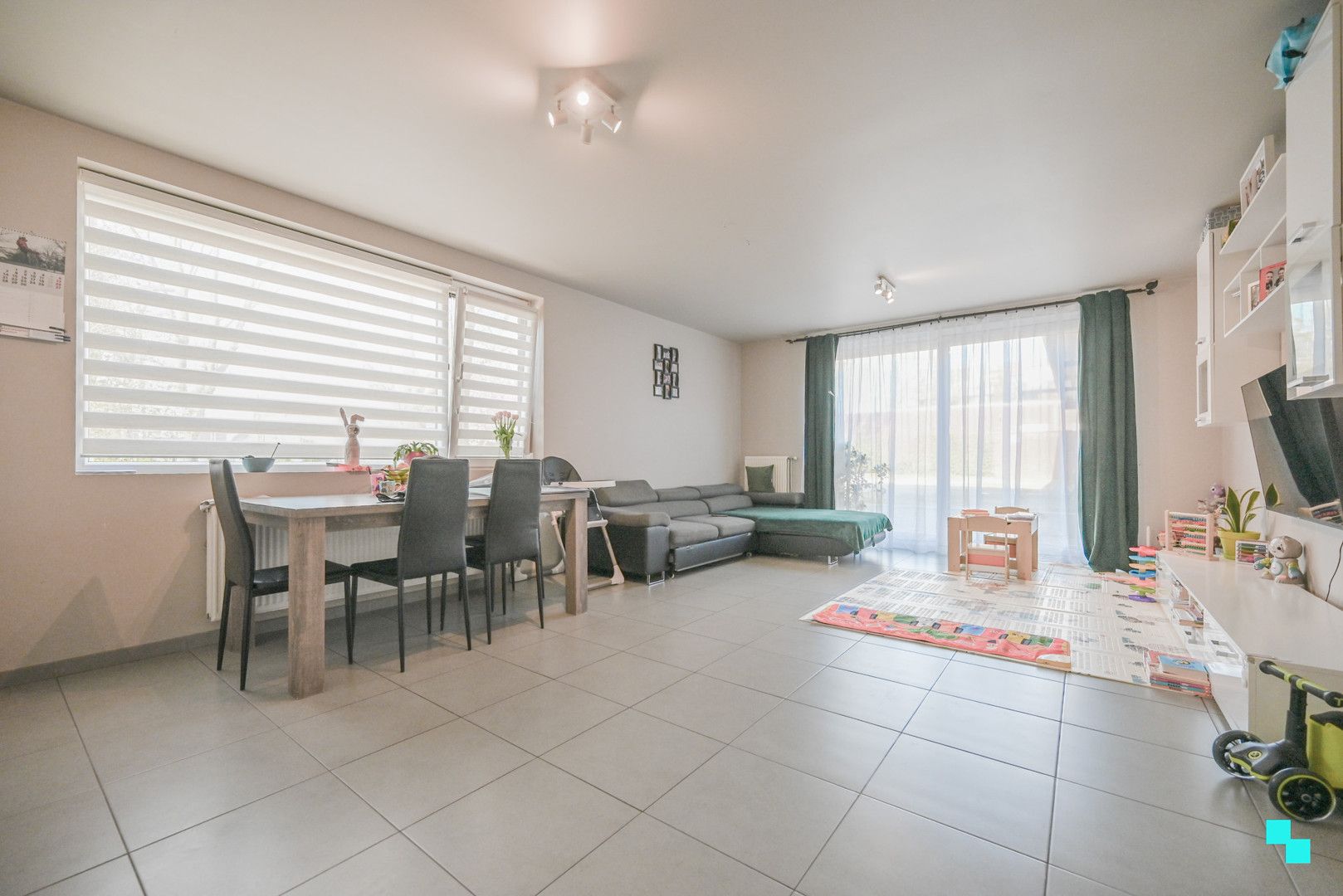 Recent gelijkvloers appartement met 2 slaapkamers en terras foto 3