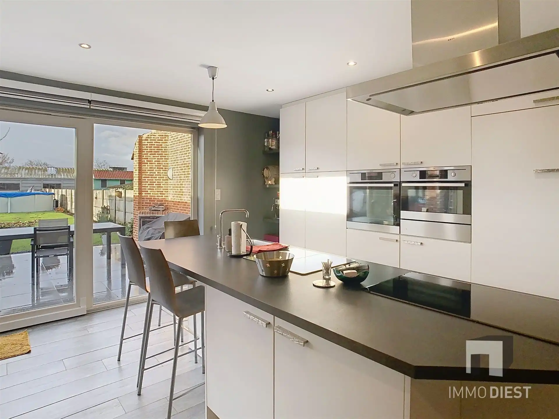 Volledig gerenoveerde halfopen woning +  EPC A foto 13