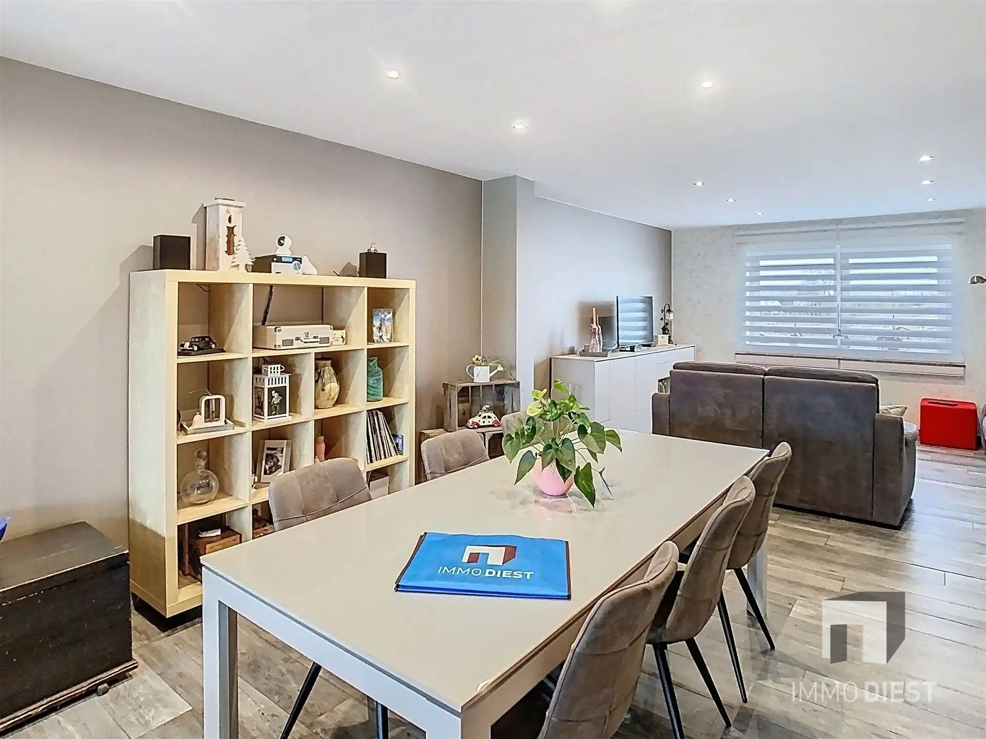 Volledig gerenoveerde halfopen woning +  EPC A foto 13