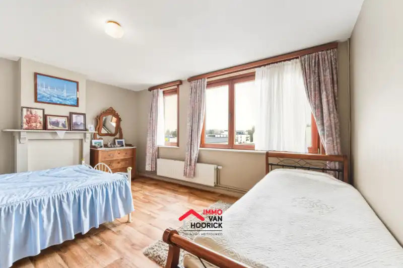 Karaktervolle woning - 4 slpkmrs - garage inbegrepen!!! foto 14