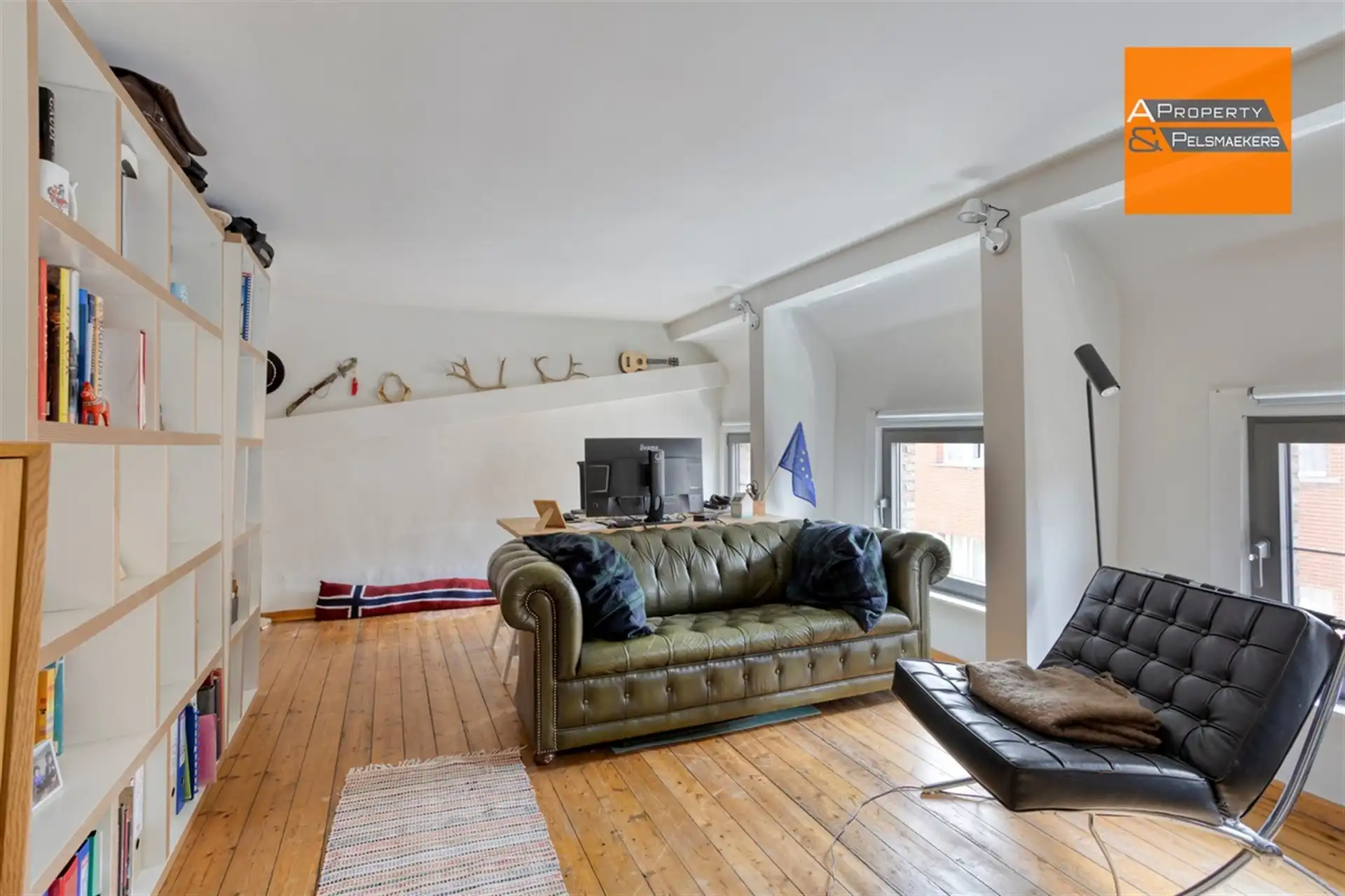 Karaktervolle herenwoning met stadkoer foto 17