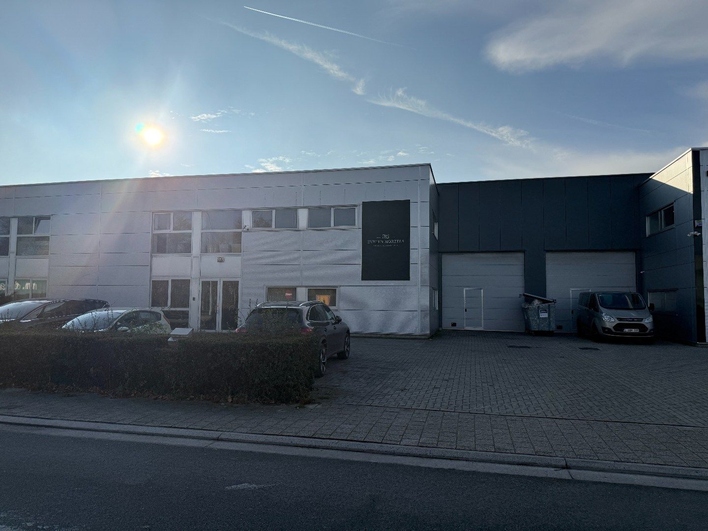 Top gelegen bedrijfsgebouw met super verbindingen foto 4