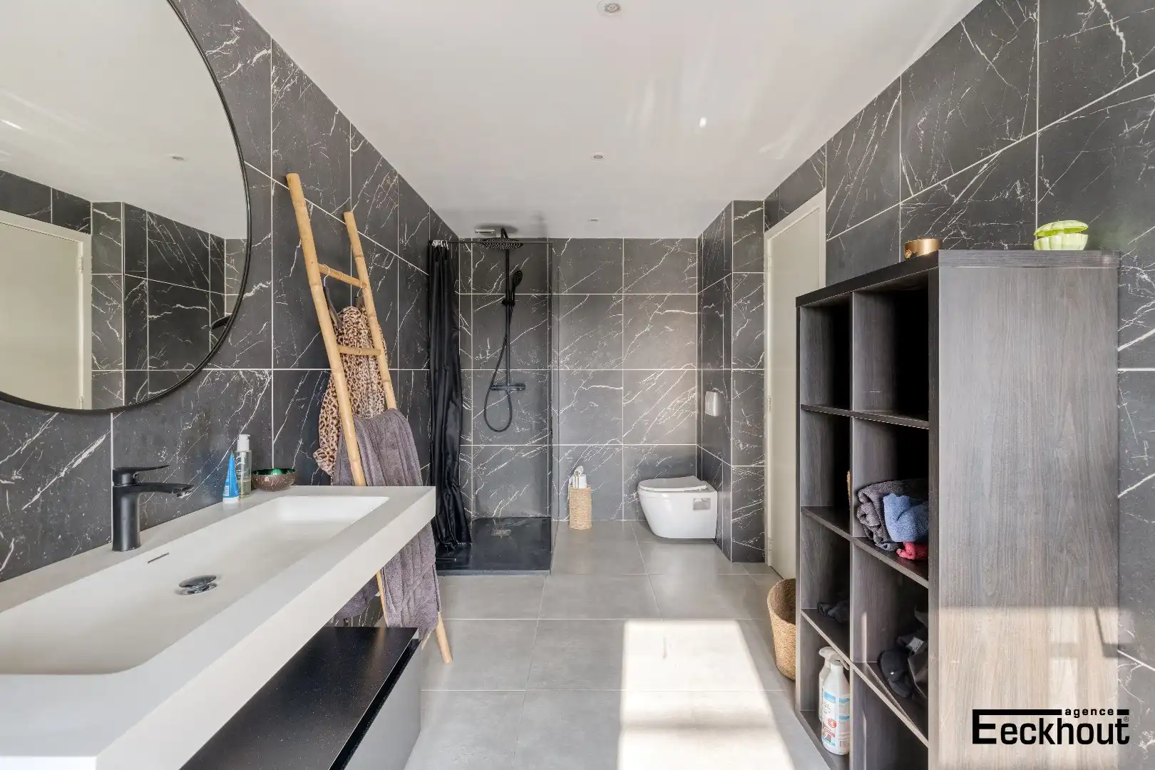 Landelijke woning met garage in Diksmuide, 3 slaapkamers, gerenoveerd in 2023, met 206m² bewoonbare oppervlakte foto 16