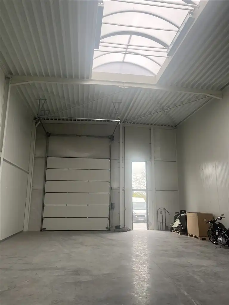 KMO-units met high-end kantoor/showroom in Zwevegem foto 10