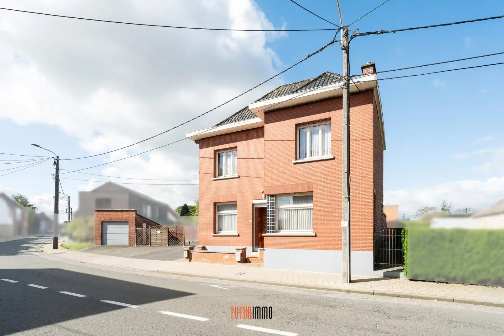 Karaktervolle alleenstaande woning in Rumbeke foto 2
