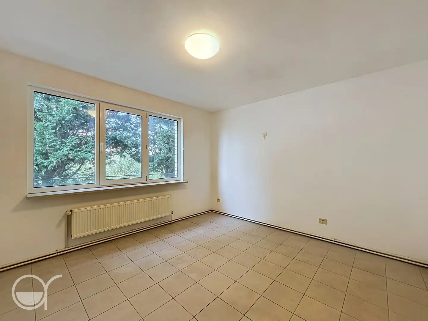Goed gelegen appartement met garagebox en zicht op het water foto 6