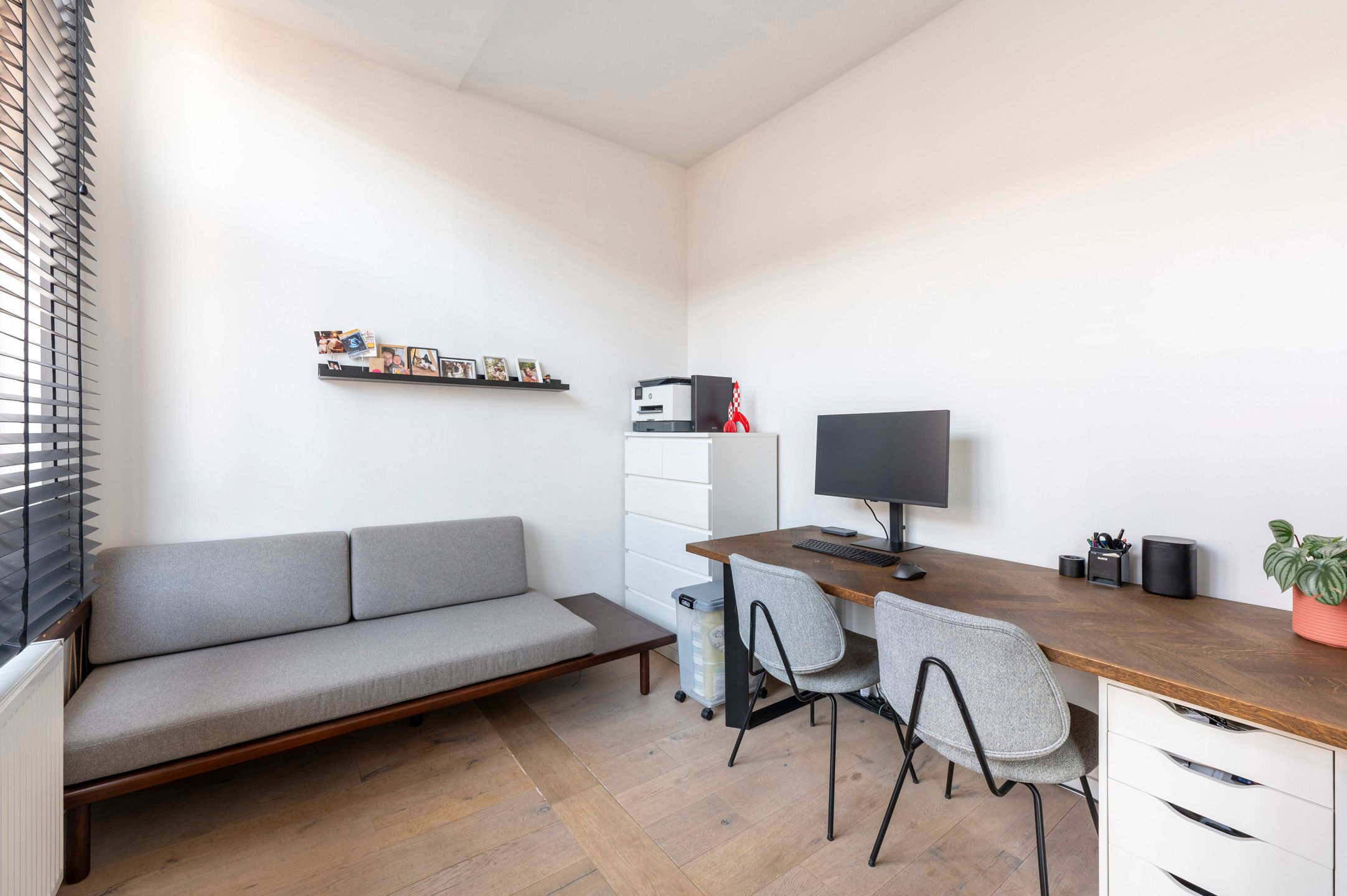 Top gerenoveerd appartement aan het Zuid in Antwerpen. foto 12
