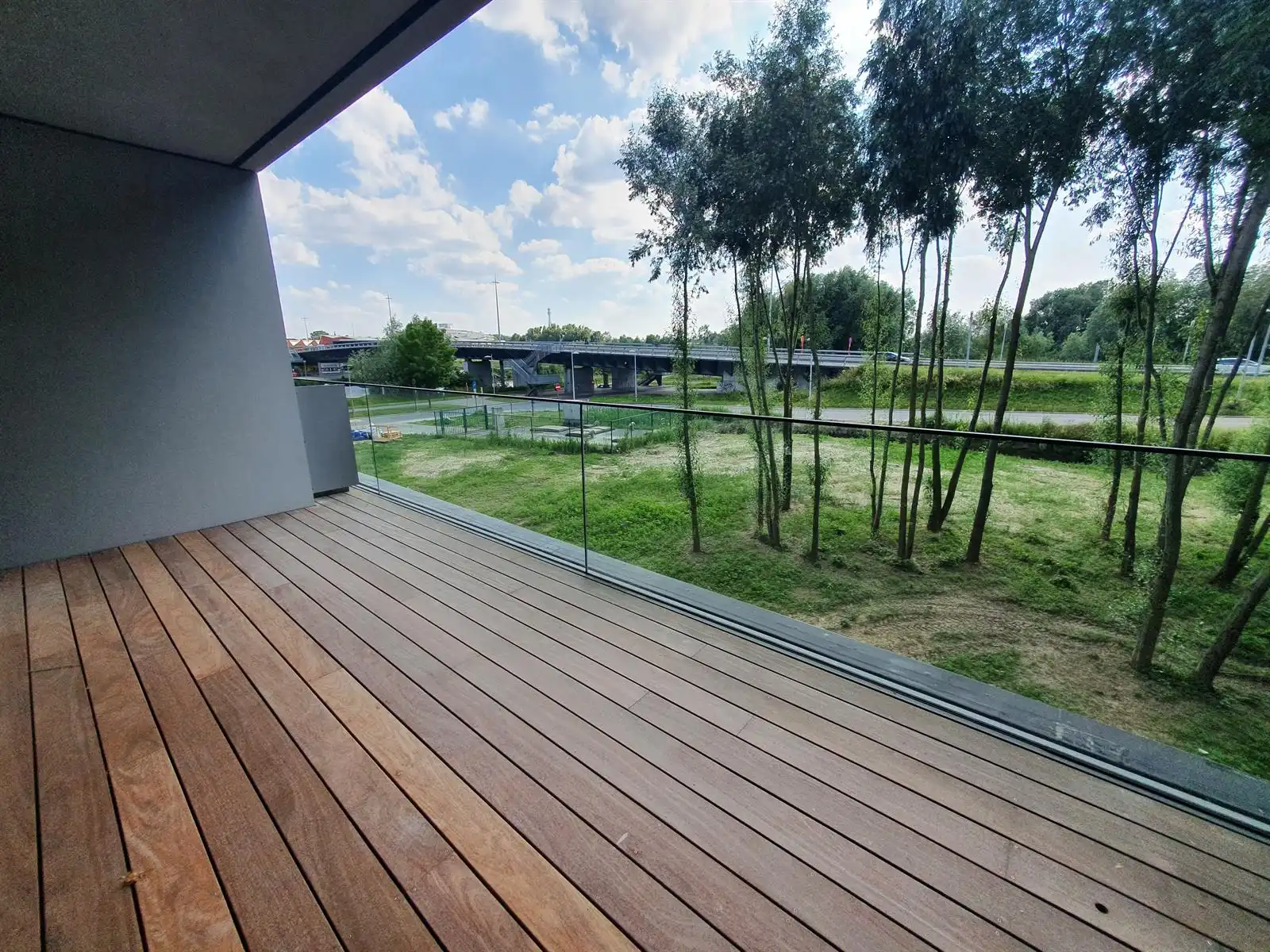 Tof appartement met standplaats aan de Leie !! foto 4