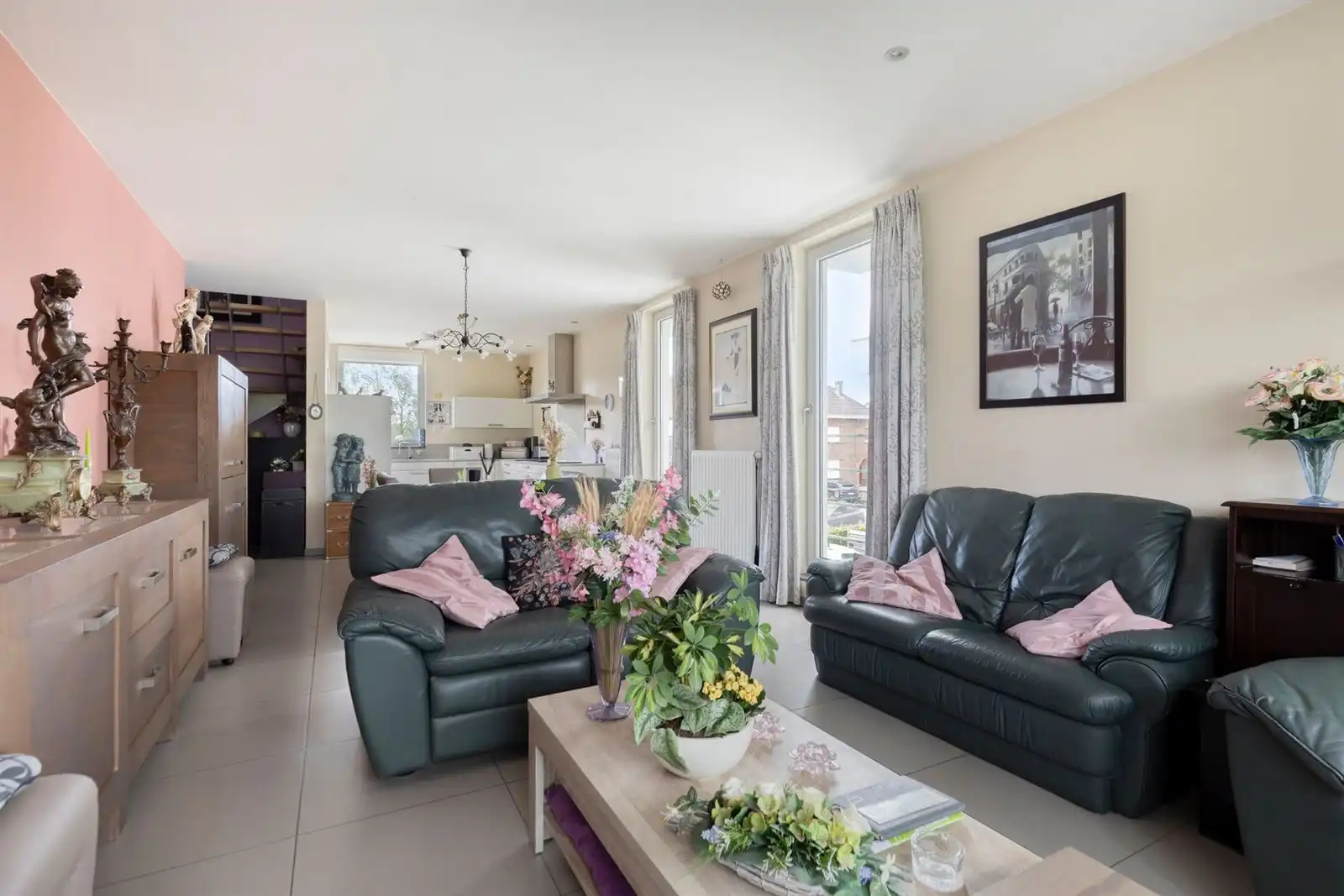 Ruim en recent duplex-appartement (120m²) met 4 terrassen en garage foto 8