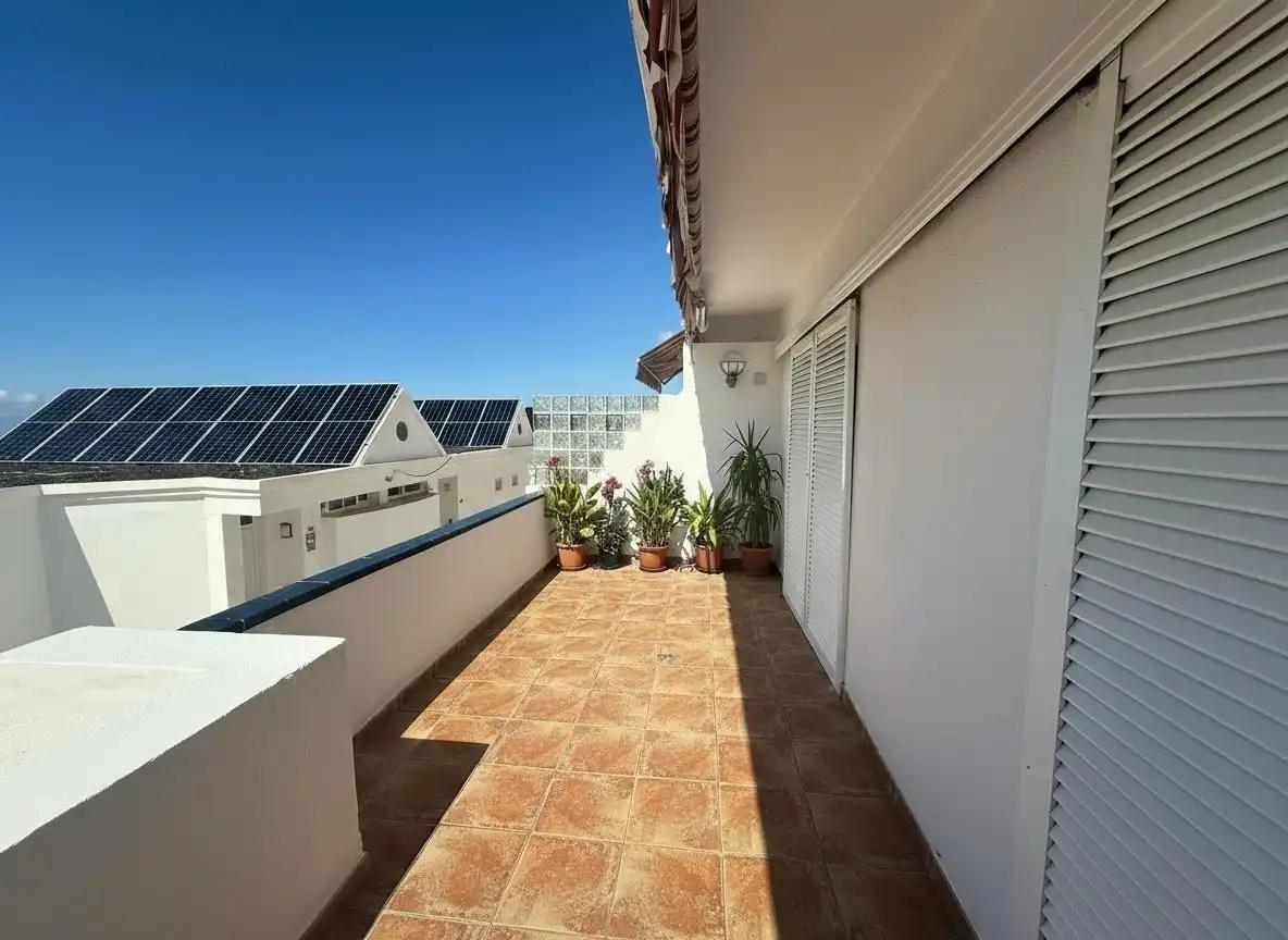 Rustig gelegen duplex appartement met twee slaapkamers foto 15