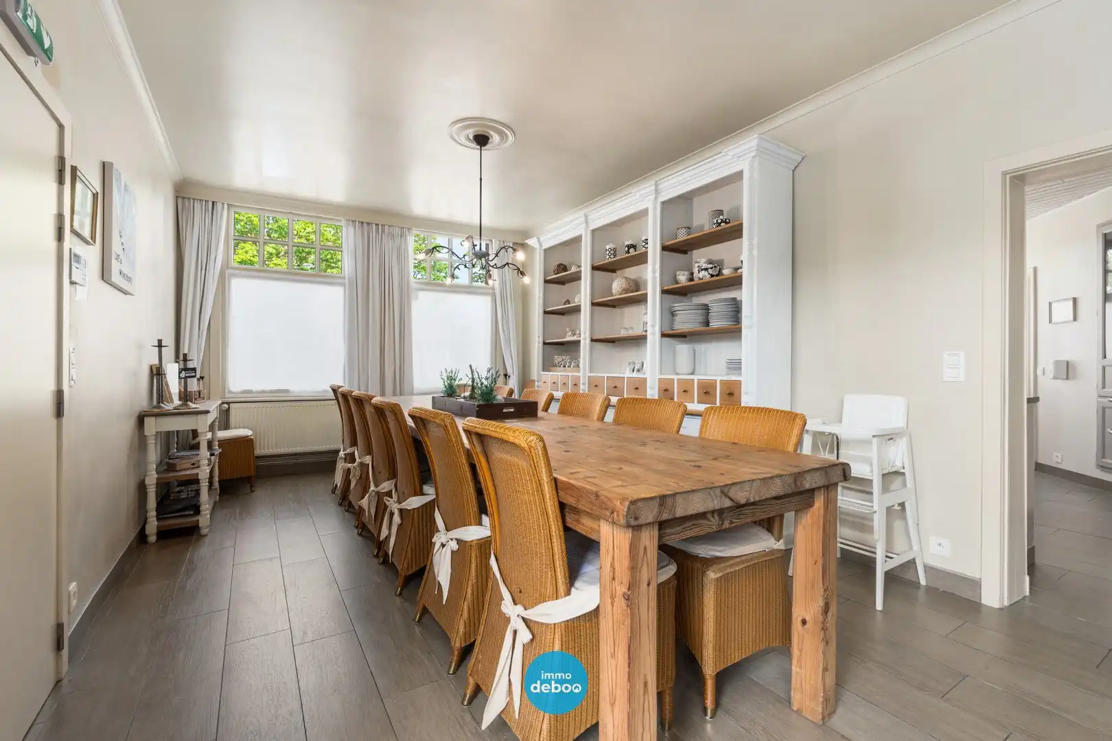 Uitzonderlijk ruime polyvalente woning met zuidgerichte tuin foto 8