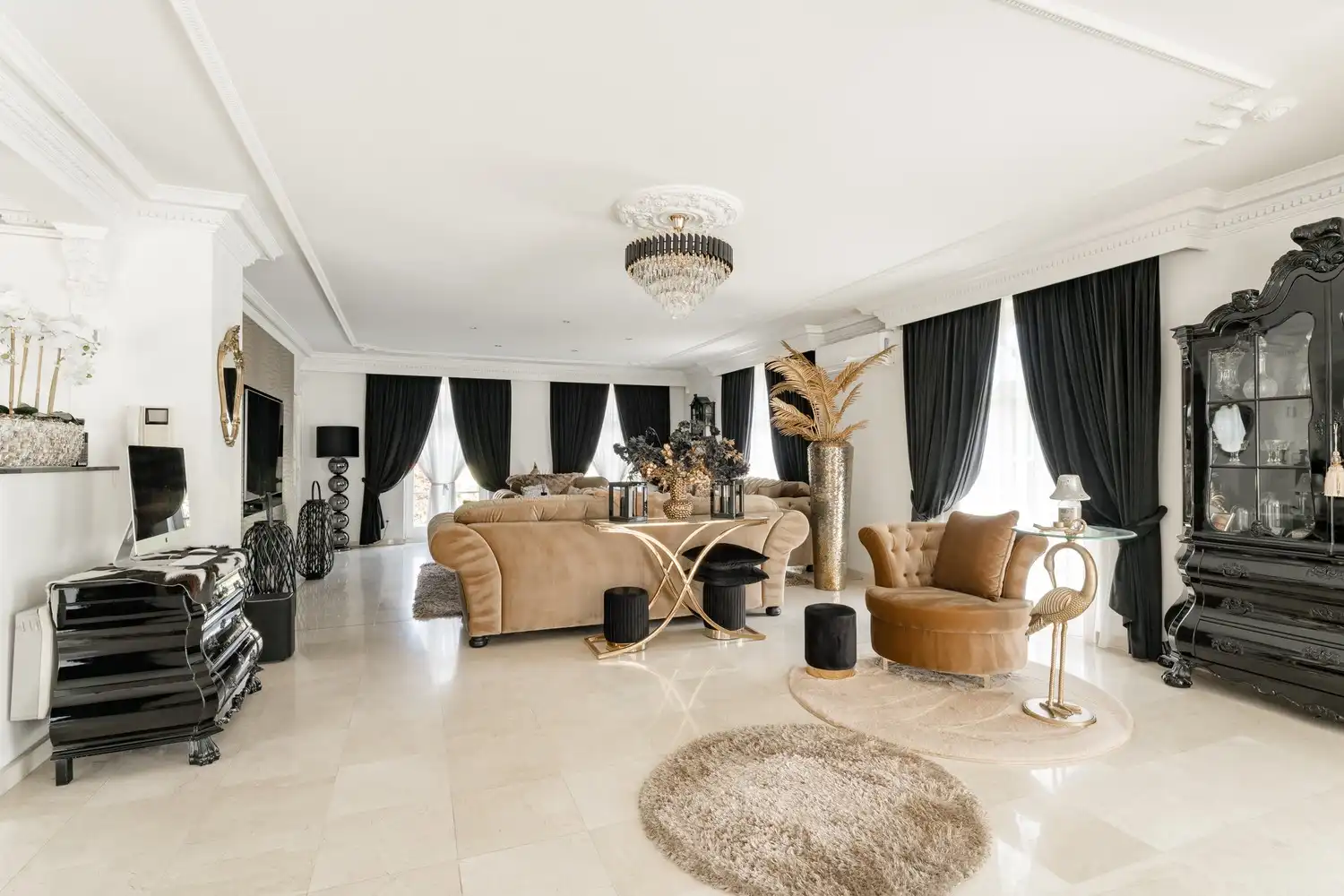 Villa landhuis op een gunstige locatie vlakbij de Nederlandse grens! foto 9