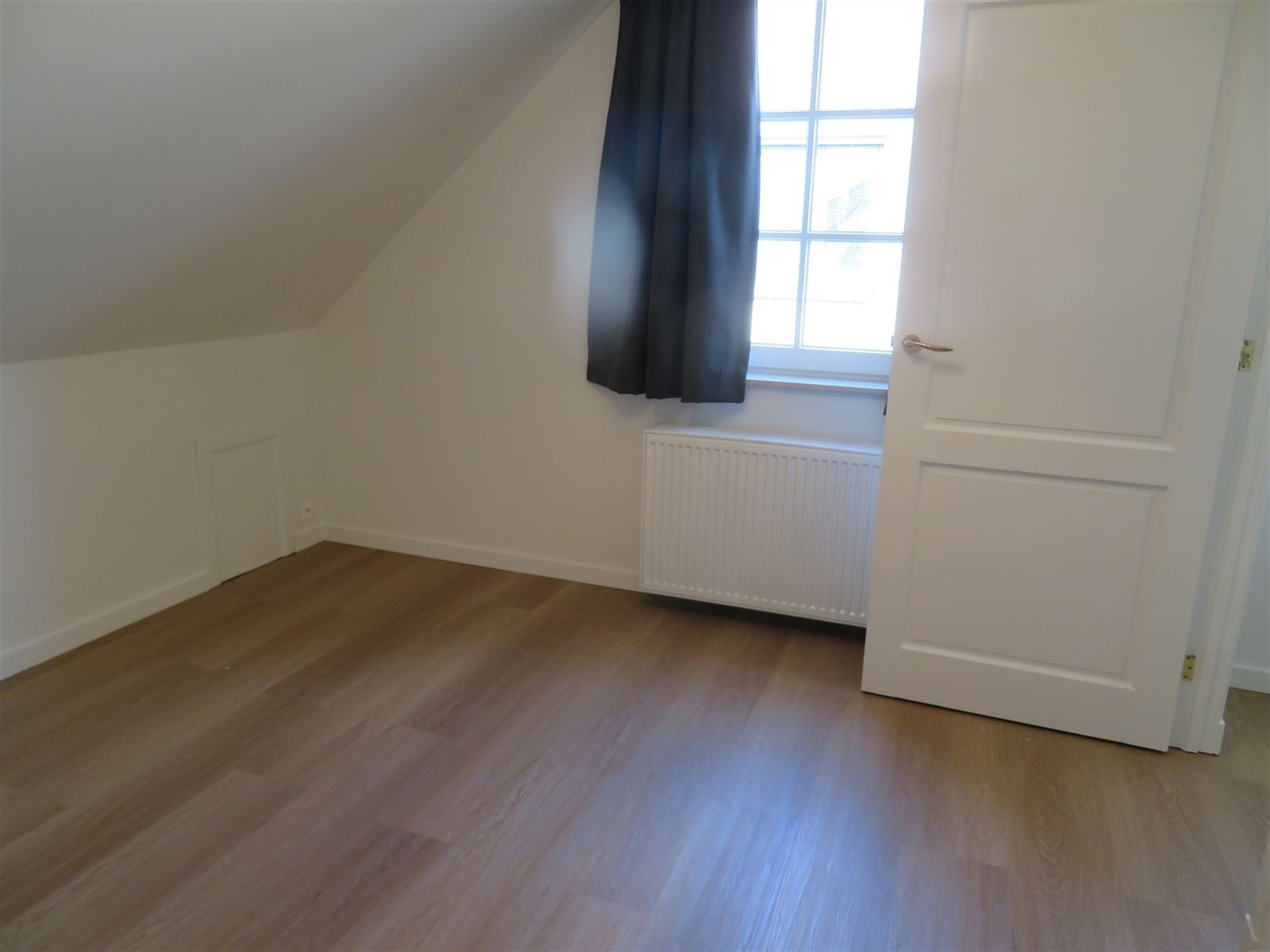 Instapklare villa met 4 slaapkamers én airco in Brasschaat! foto 27