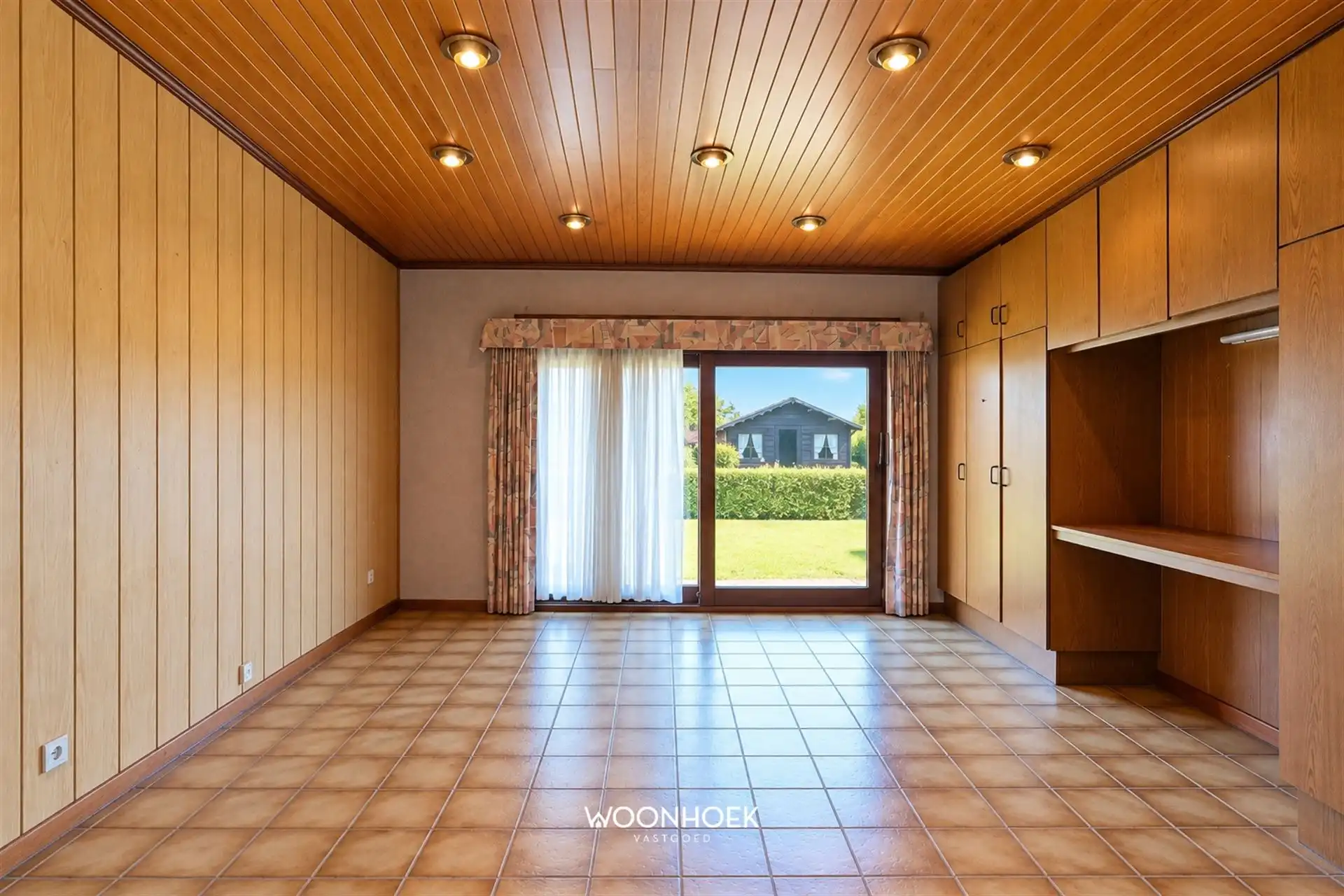 Vrijstaande bungalow met zonnige tuin op toplocatie foto 8