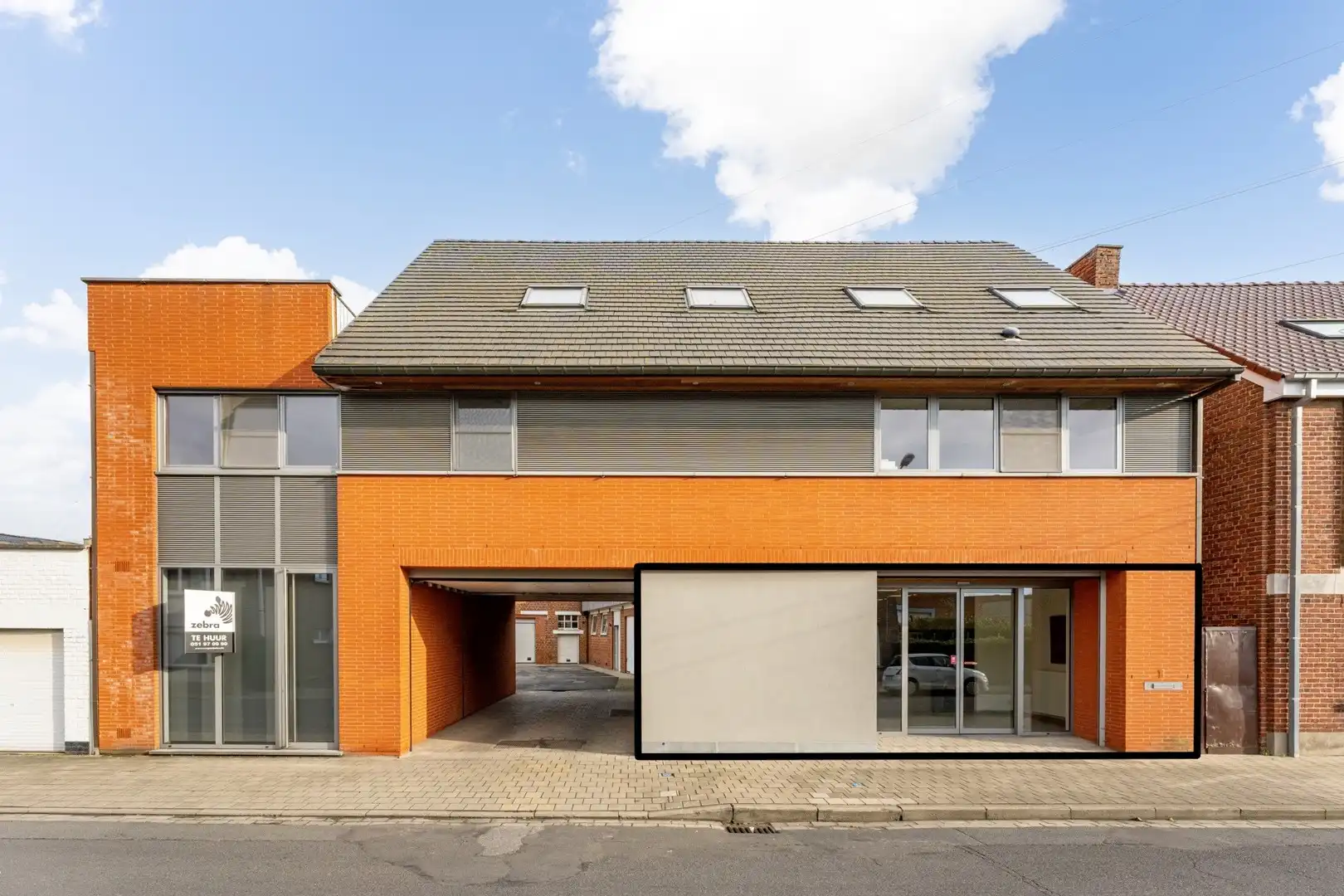 Veelzijdige loods/magazijn met extra mogelijkheden te Rumbeke (Roeselare)! foto 11
