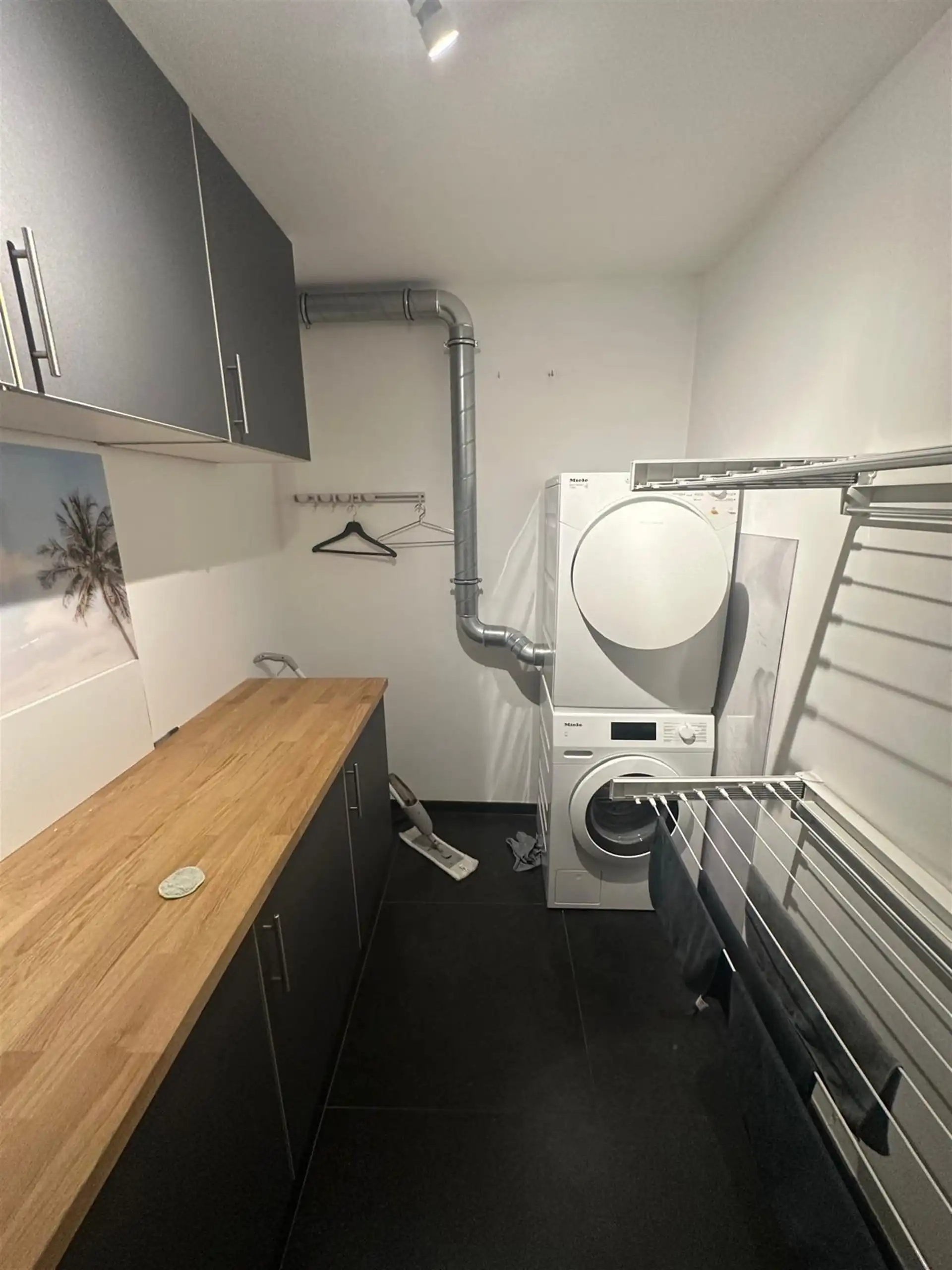 Stijlvol en lichtrijk appartement met twee terrassen en open uitzicht foto 13