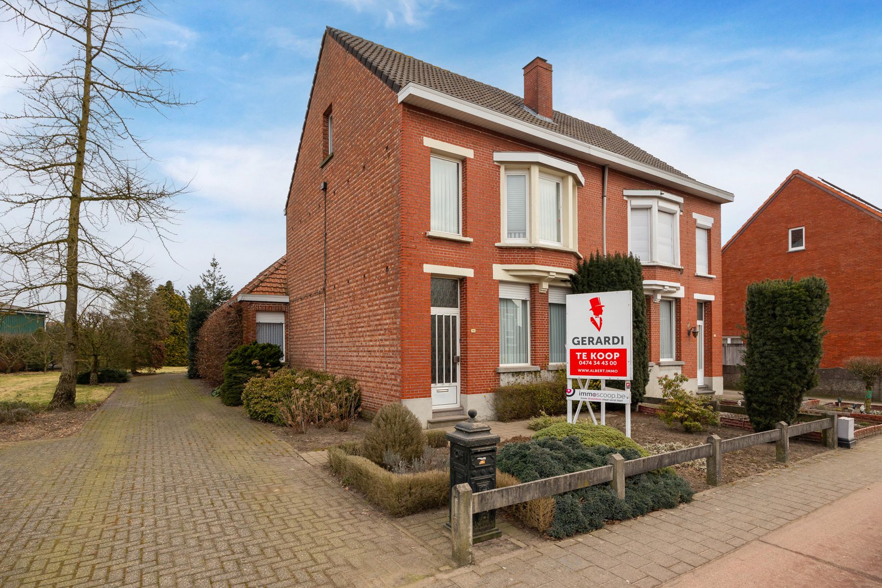 Hoofdfoto van de publicatie: Ruime HOB woning met 4 slk op 446m2