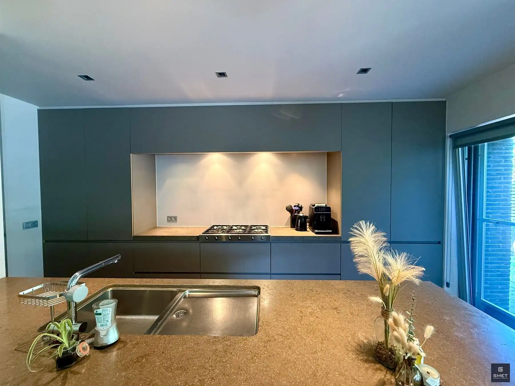 RUSTIG GELEGEN PRACHTIGE WONING  MET TOPAFWERKING  foto 10