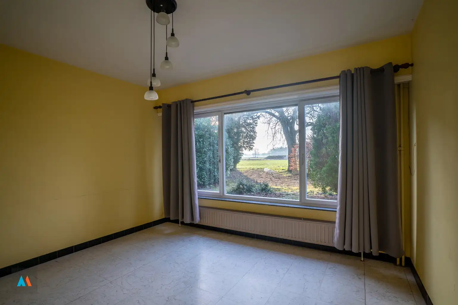 Boerderij met stallen op 1 ha foto 13