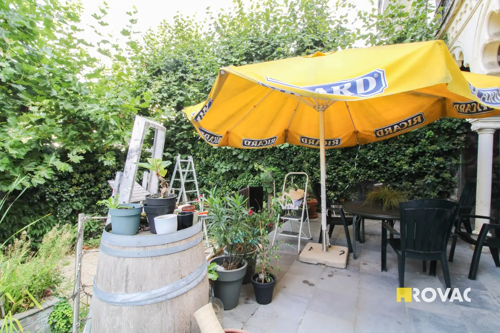 Appartement met terras en stadstuin! foto 6