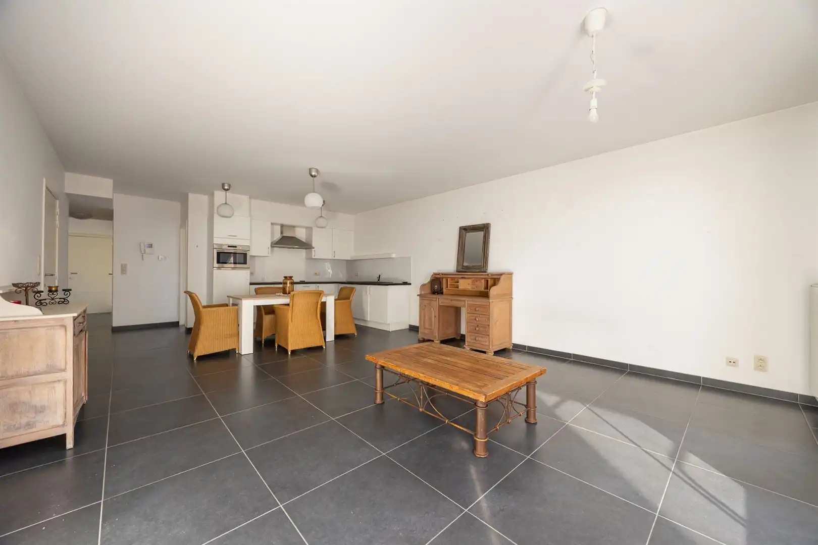 Centraal gelegen appartement! foto 4