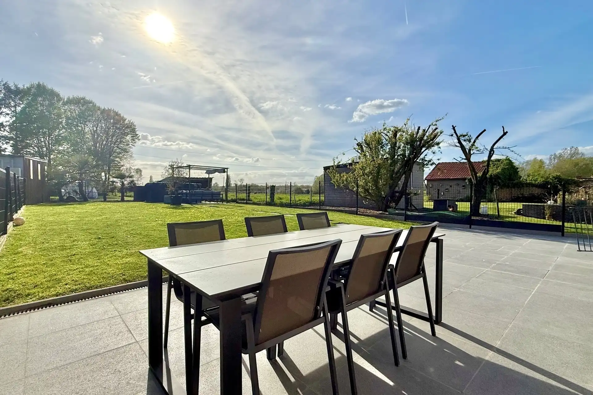 Grote instapklare woning (333m²),  landelijke ligging  foto 27