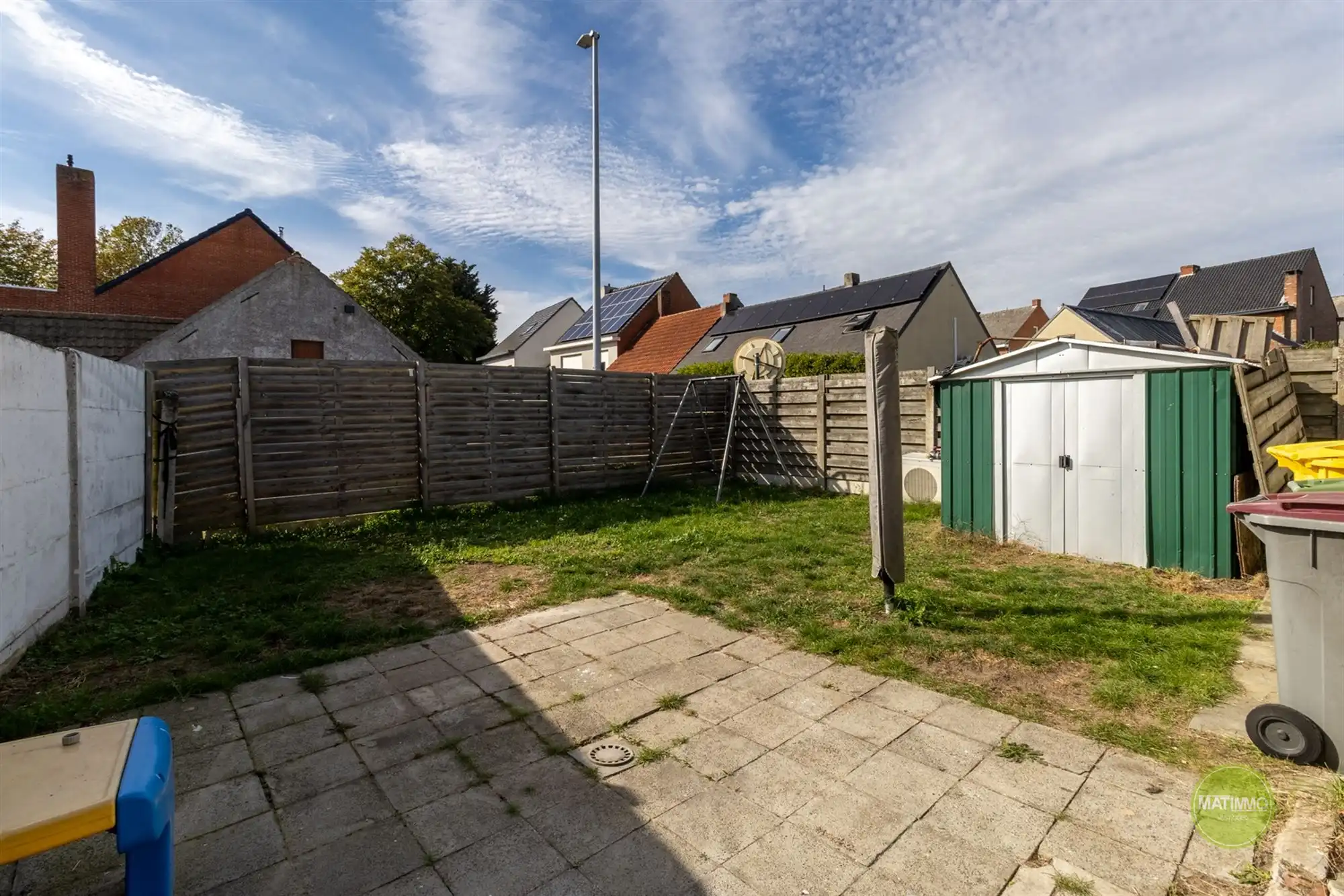 Instapklare starterswoning met 3 slaapkamers en tuin in Mol foto 18
