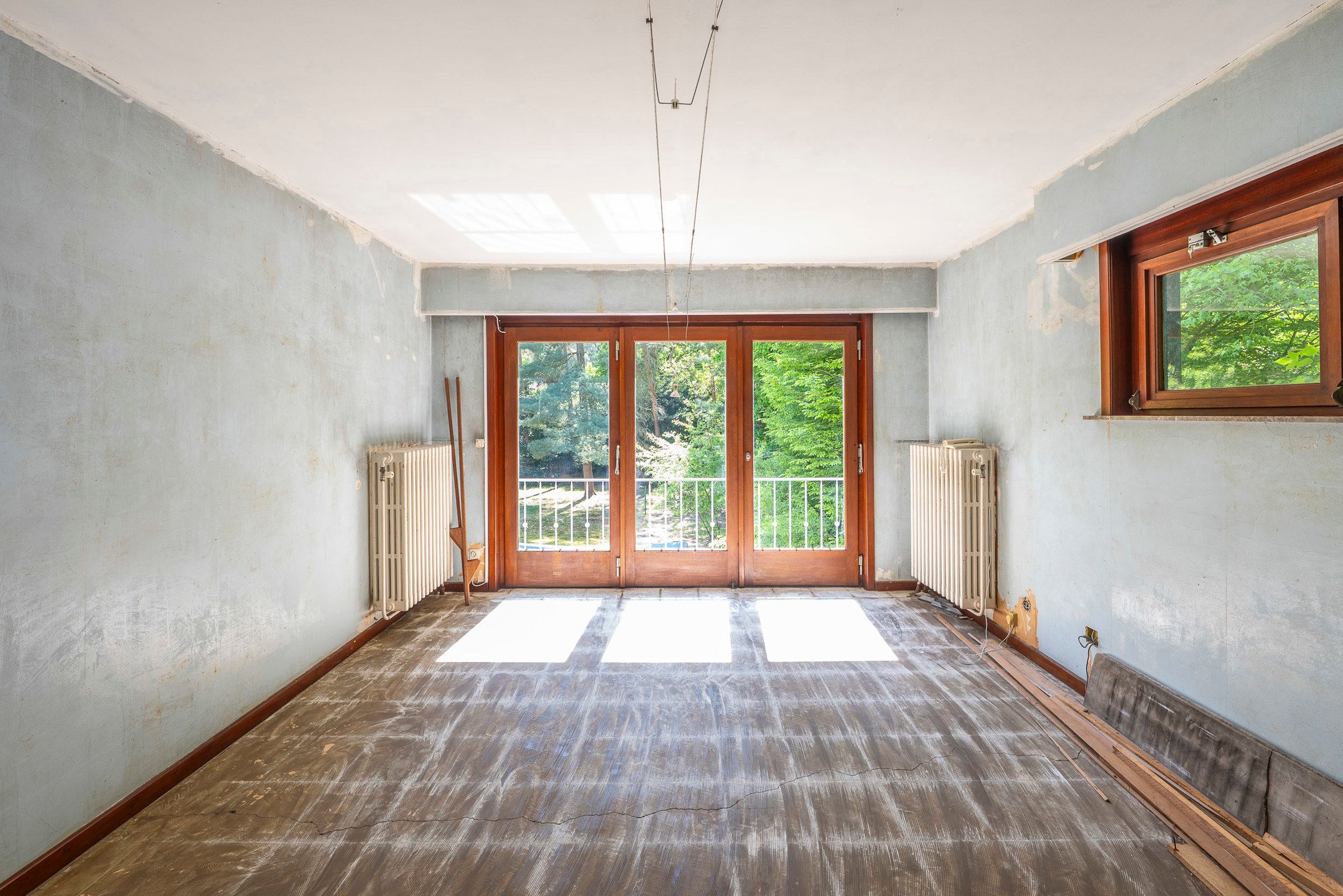 Unieke te renoveren villa op riant perceel foto 12