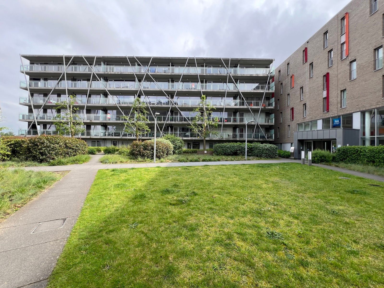 Centraal gelegen appartement met 2 slaapkamers en terras foto 29