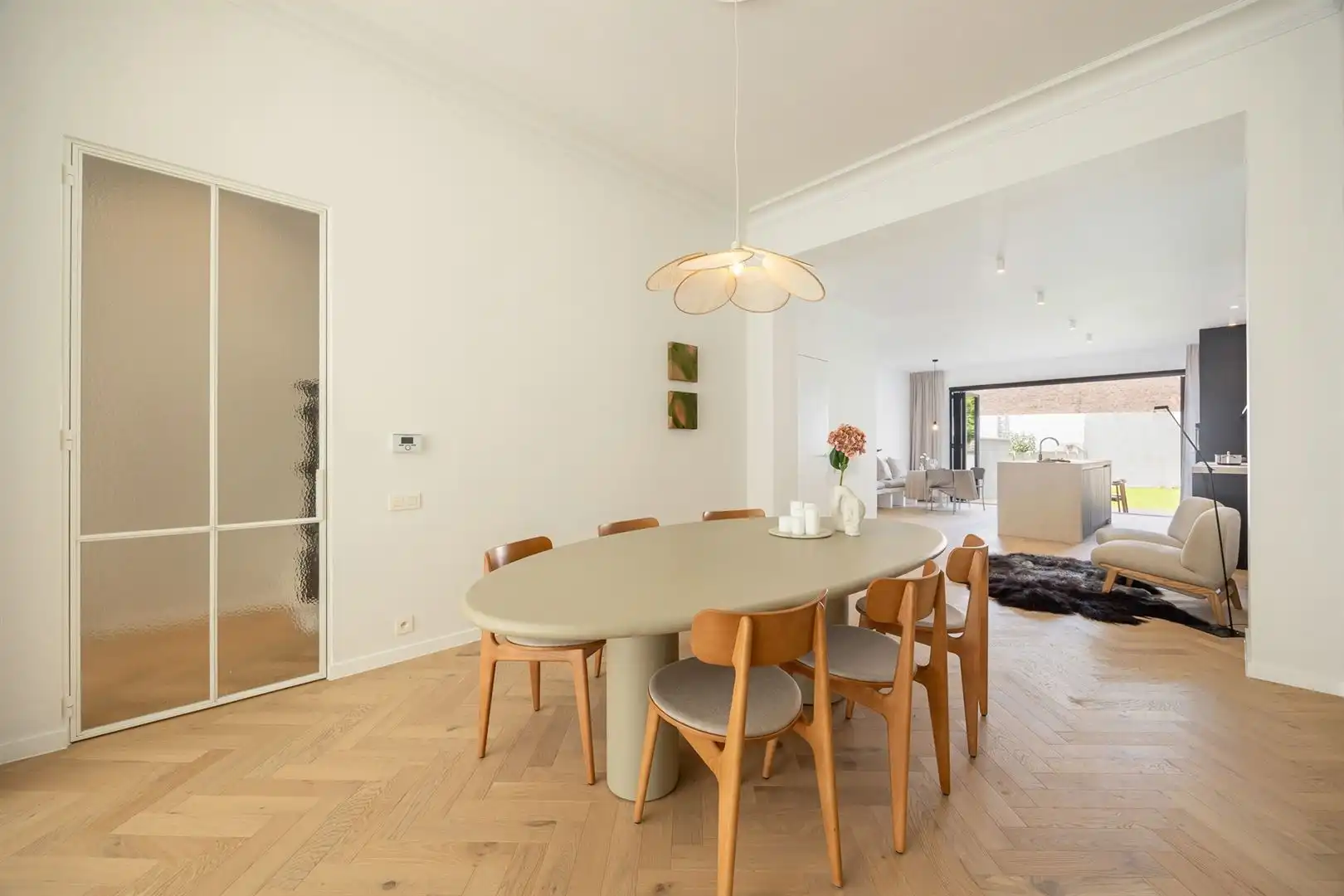 Luxueuze gerenoveerde herenwoning op toplocatie foto 5