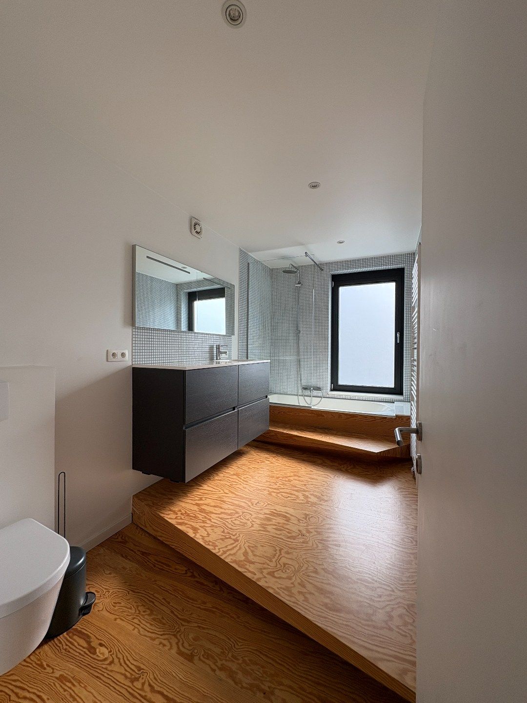 Woning te huur met 3 slpks en binnenkoer te Halle foto 14