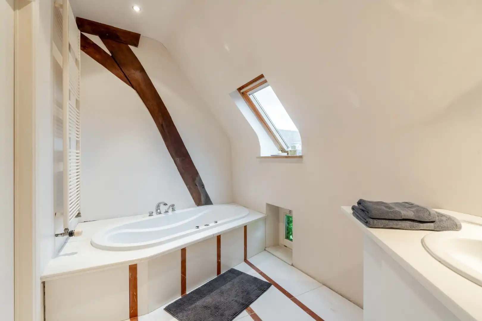 Charmante hoeve met prachtige binnenkoer + 2 gastenverblijven te Tongeren-Rutten foto 21