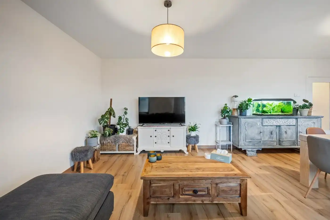 Instapklaar appartement te centrum Tienen. foto 9
