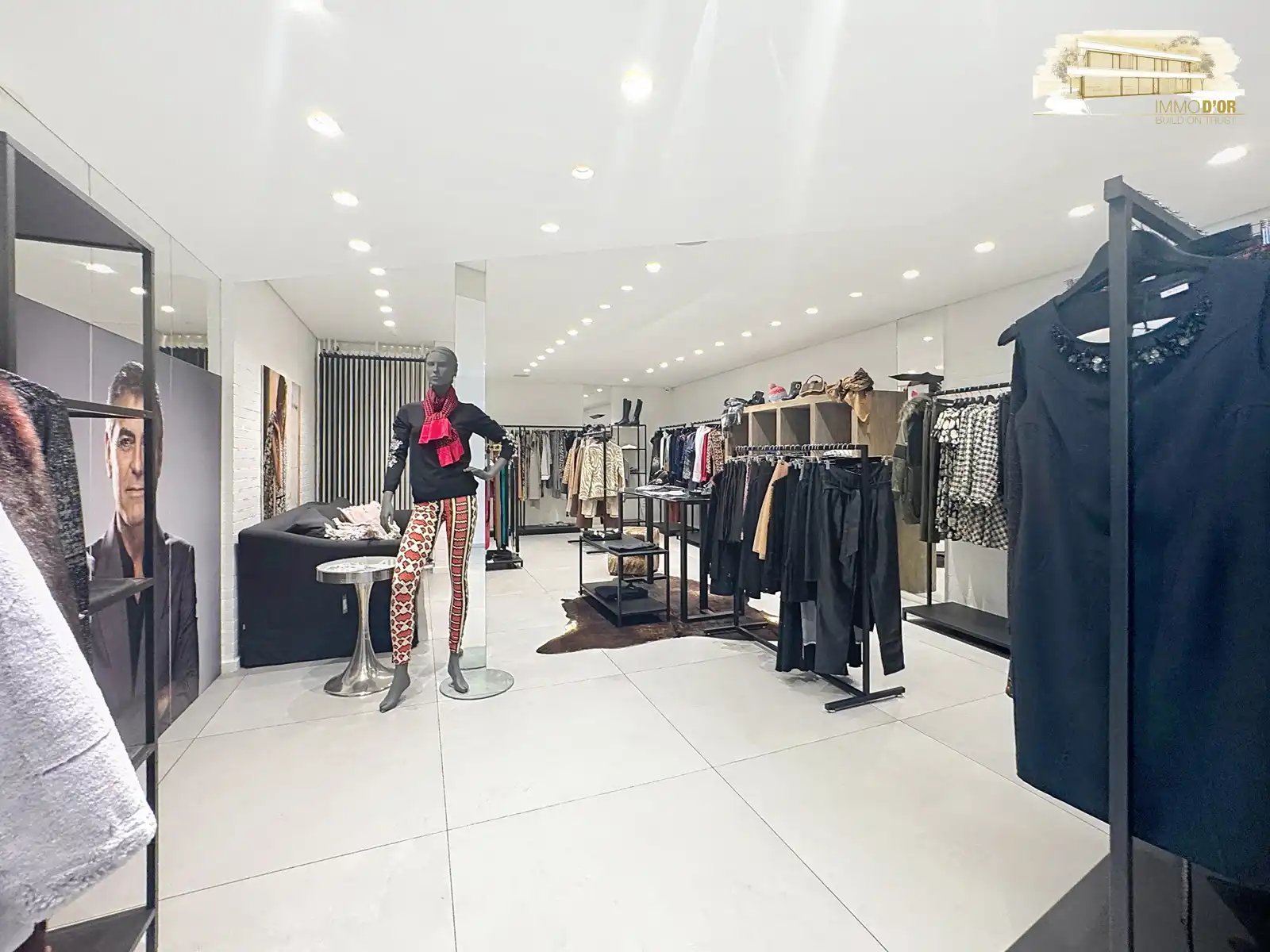 Lichtrijke handelsruimte op toplocatie! foto 6