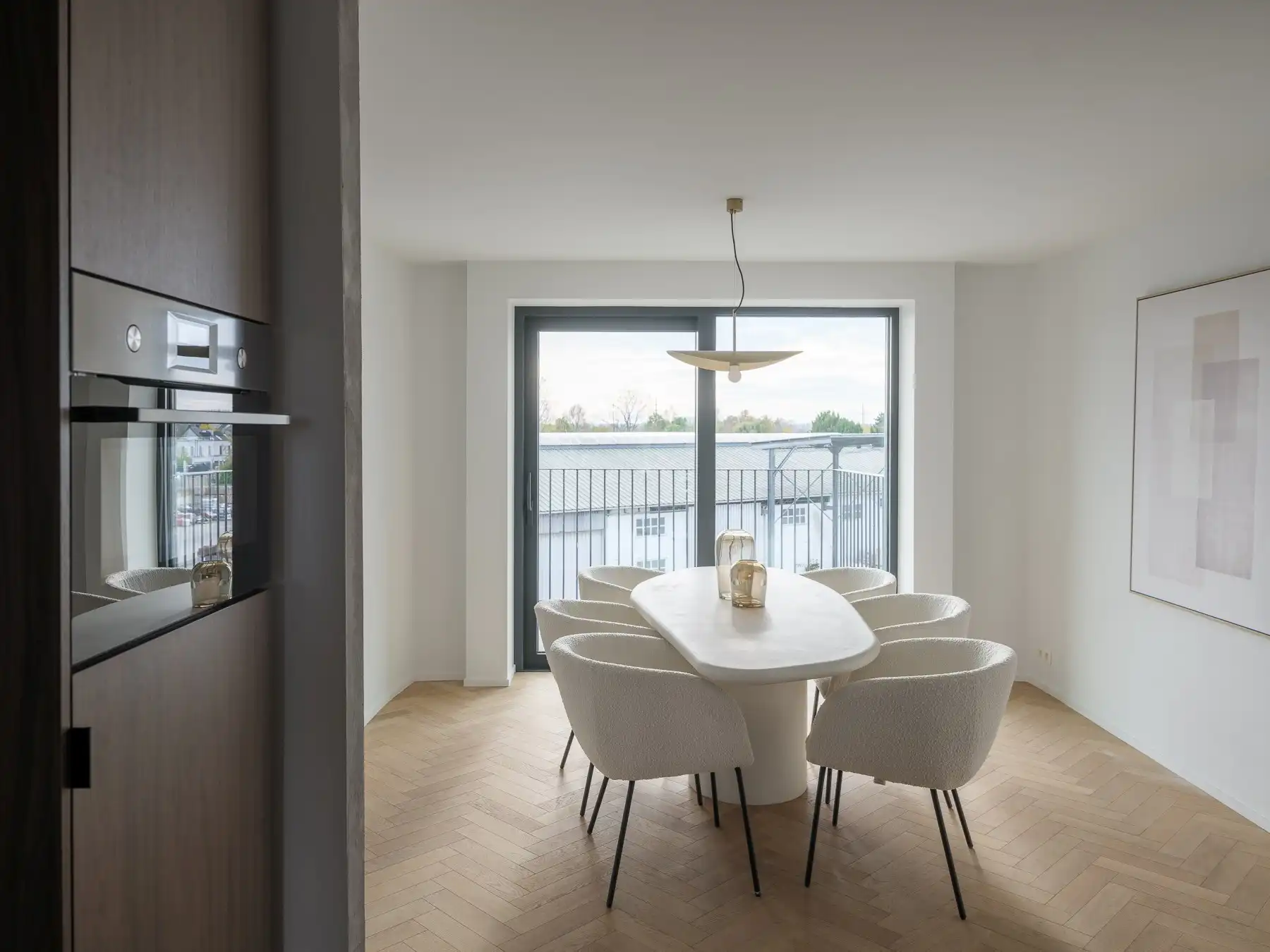 Stijlvol BEN‑appartement in unieke getransformeerde fabriekssite foto 6