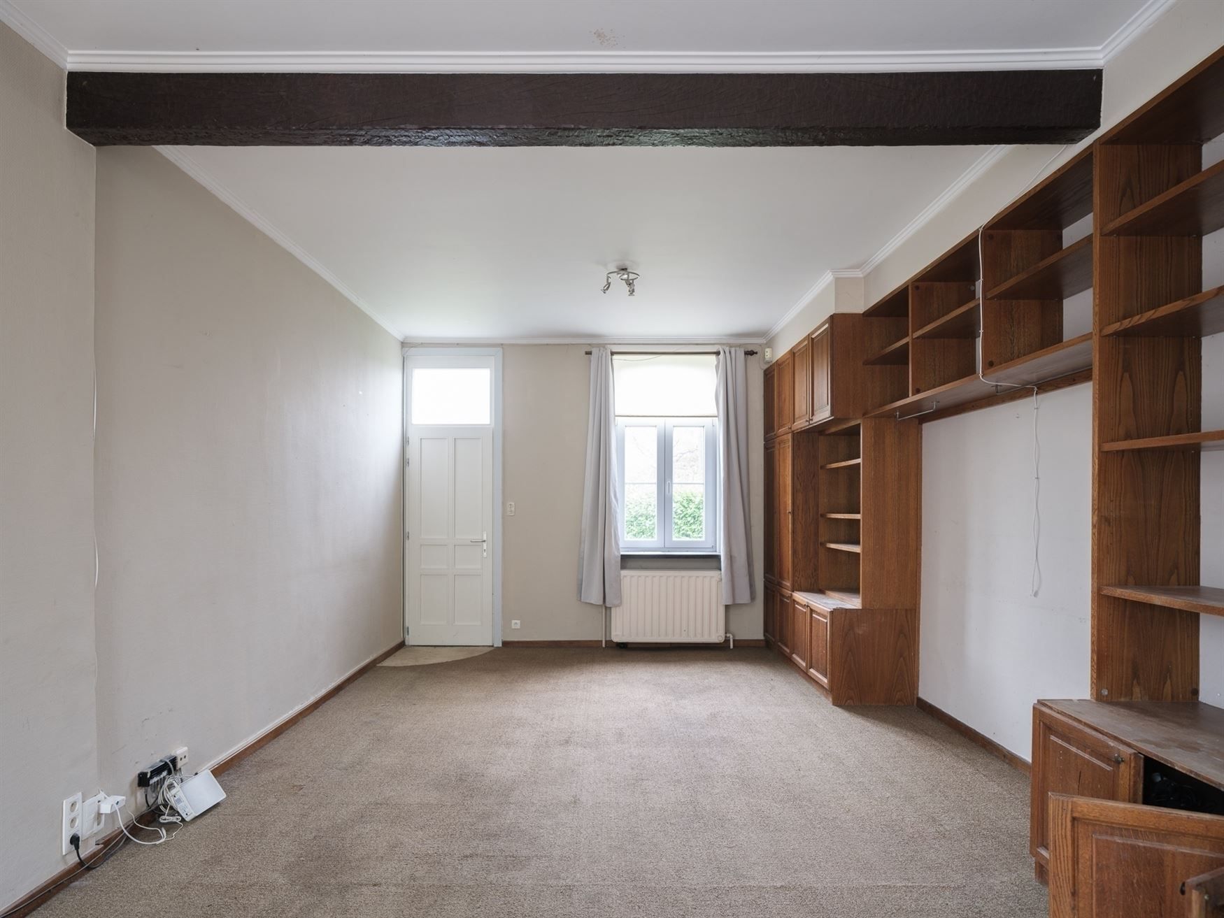 Karakterwoning met riante bijgebouwen foto 13