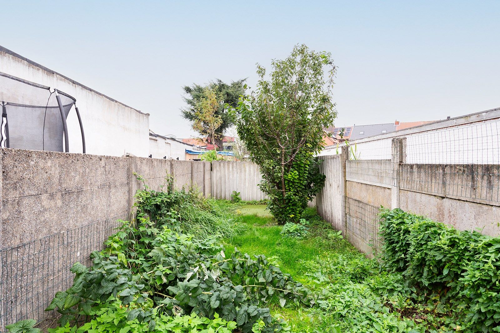 Rustig gelegen ruime woning met 3 tot 4 slaapkamers en tuin foto 17