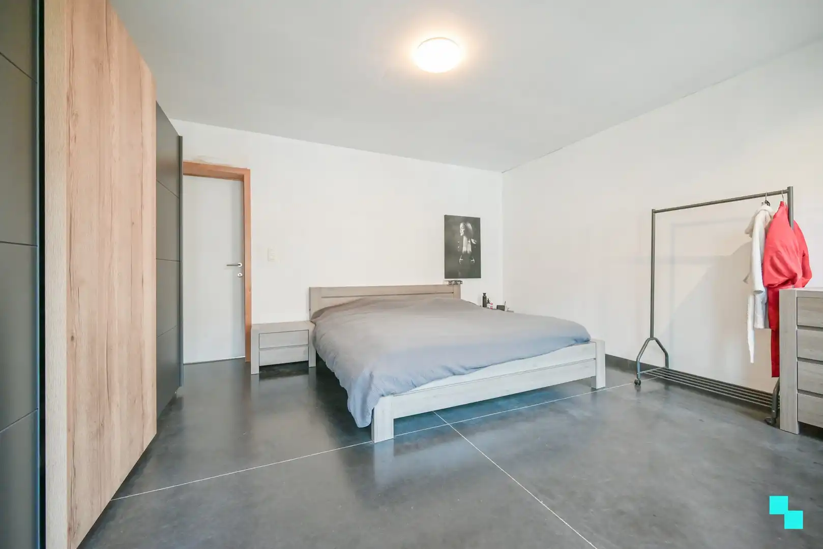 Compleet gerenoveerde ééngezinswoning met 3 slaapkamers en gezellige tuin foto 14