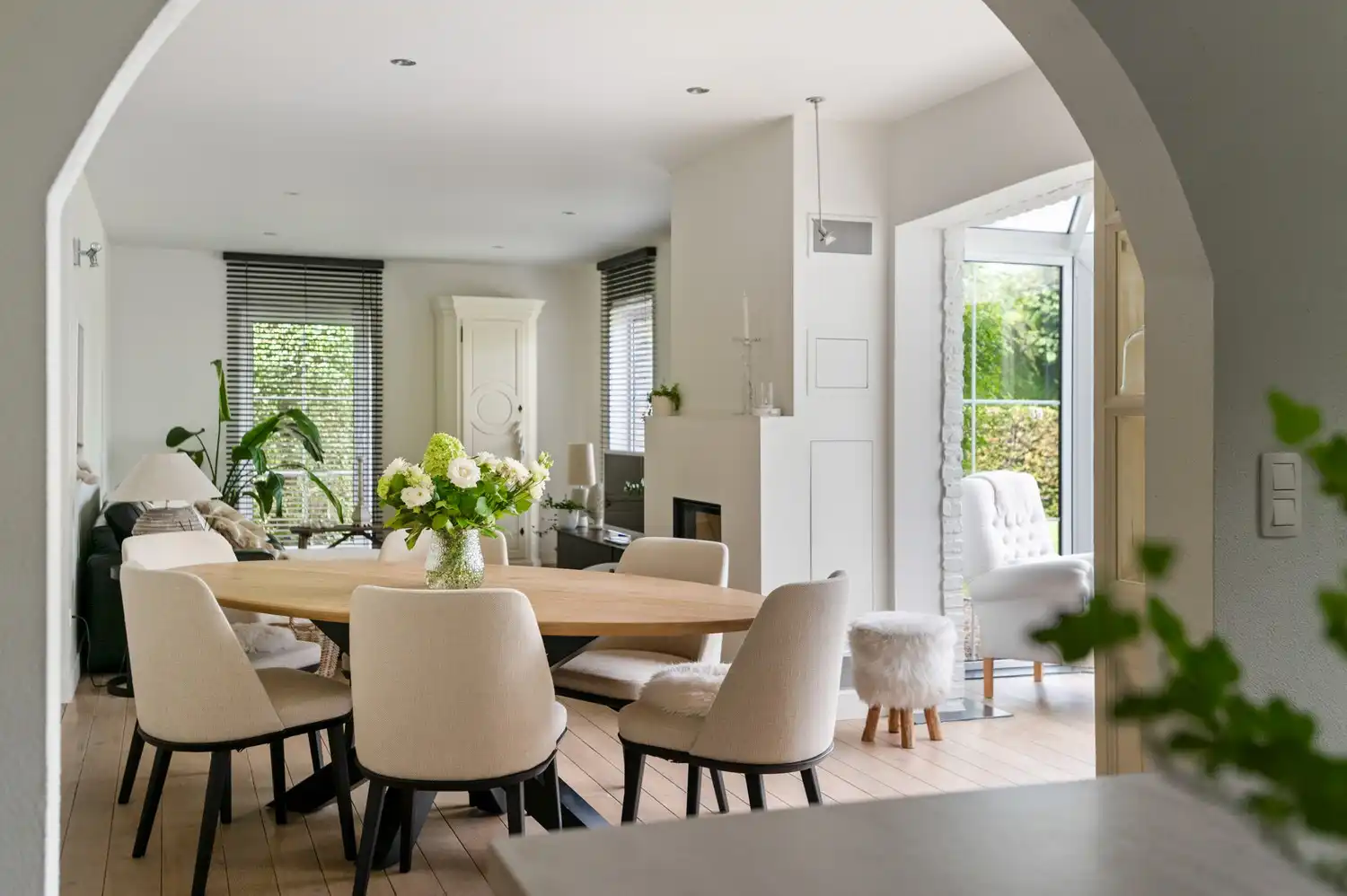 Instapklare laagbouwwoning met 3 slaapkamers & idyllische tuin te Lier foto 12