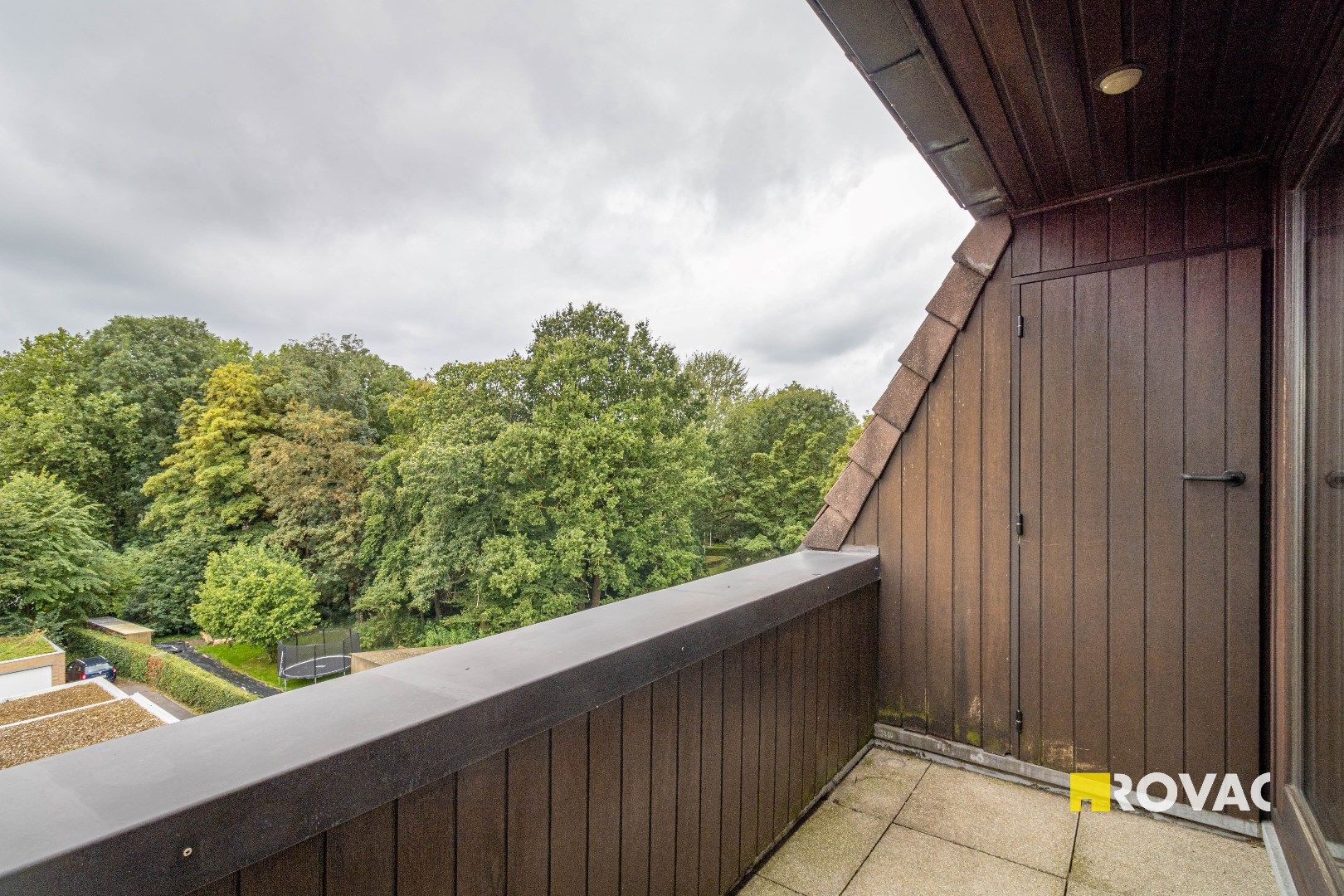 Instapklaar appartement met 2 slaapkamers met uniek zicht op stadspark foto 7