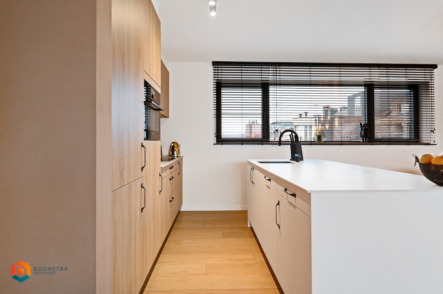 Energiezuinig appartement met 2 slpkrs, terras en autostaanplaats te Putte foto 5