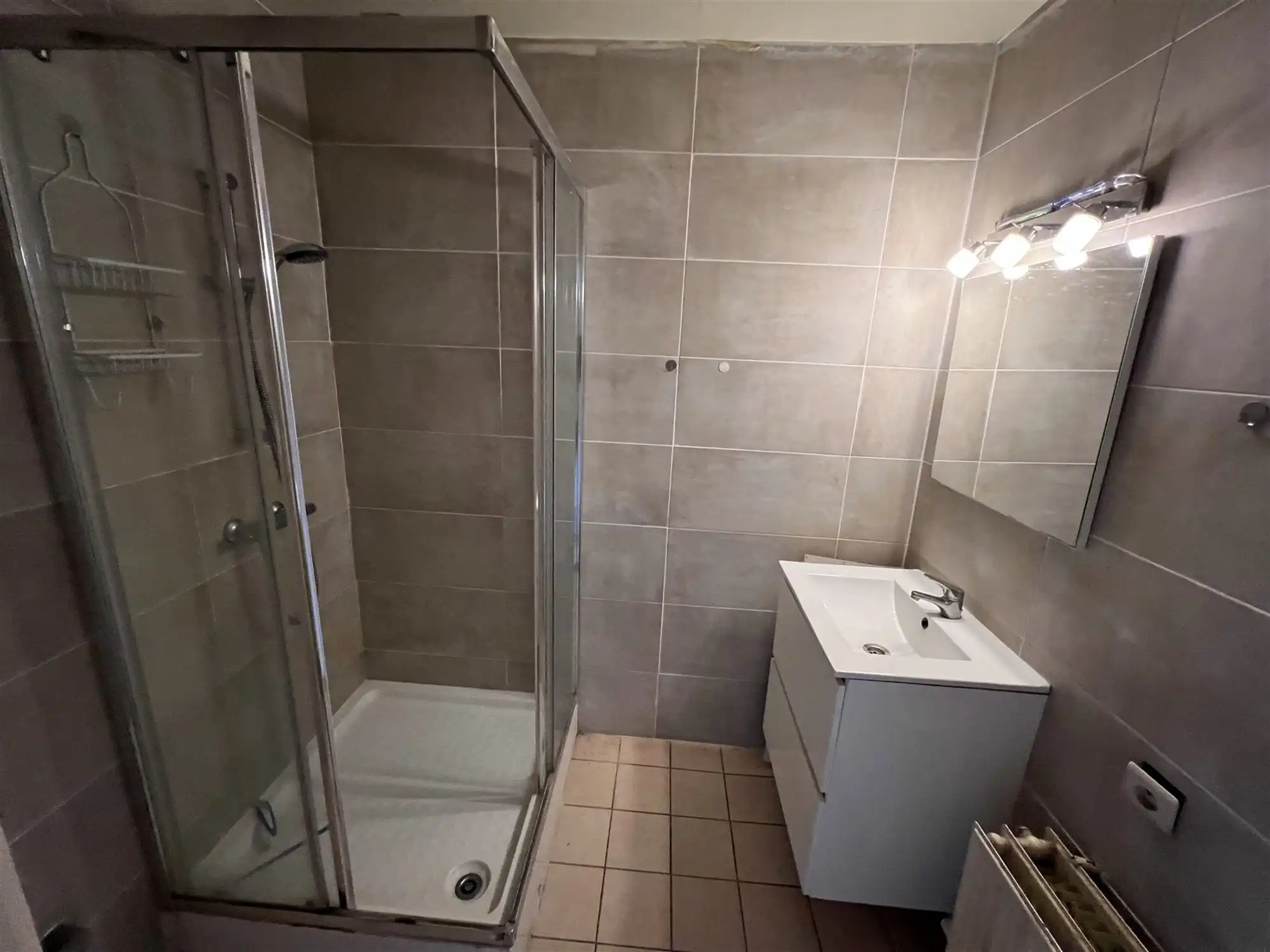 Opbrengsteigendom met 4 appartementen en tuin foto 7